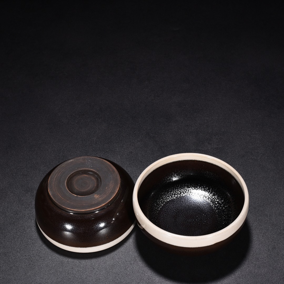 Song Dynasty Jie Xiu kiln Rust stained Arhat bowl