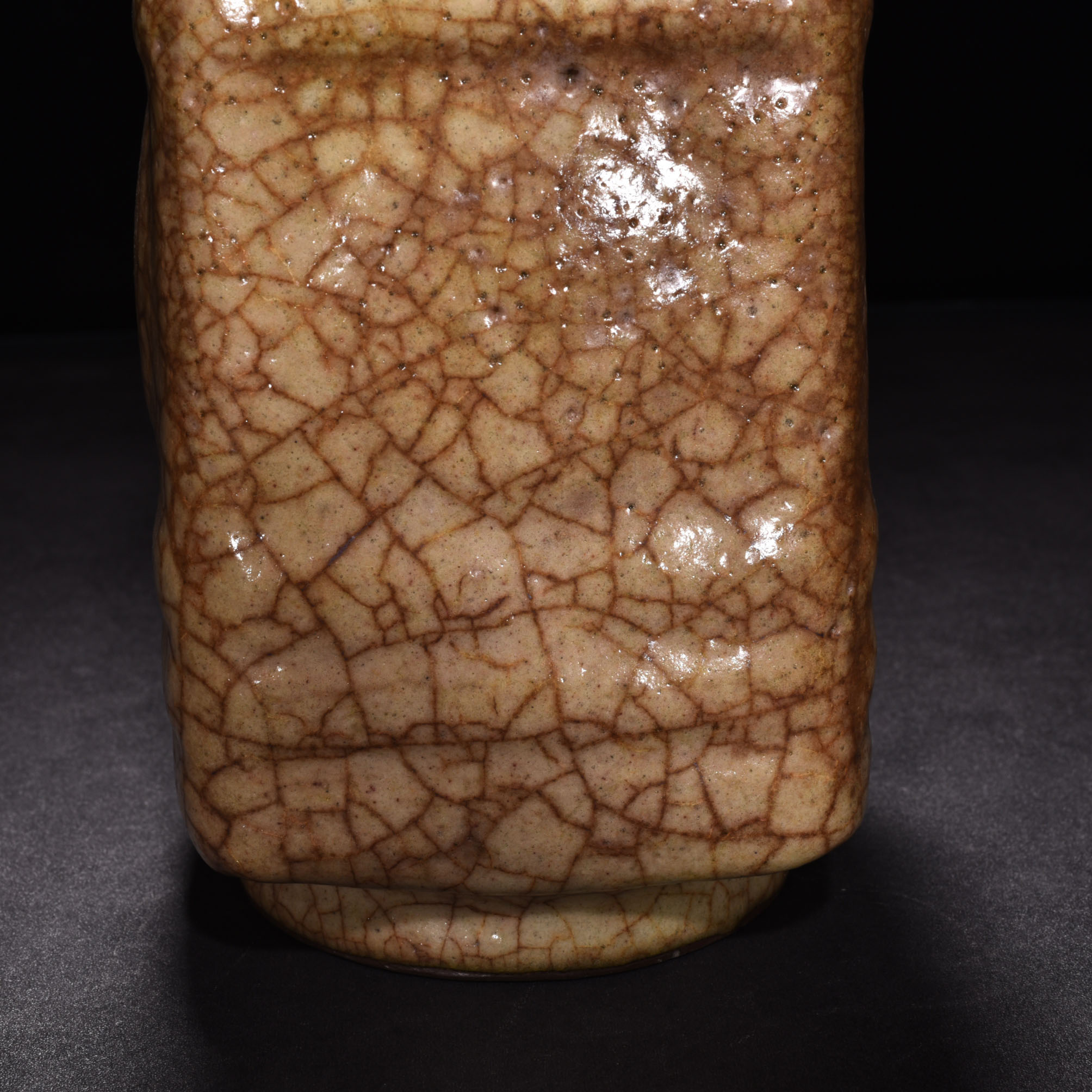 Song Dynasty kiln beige glaze Cong style square vase