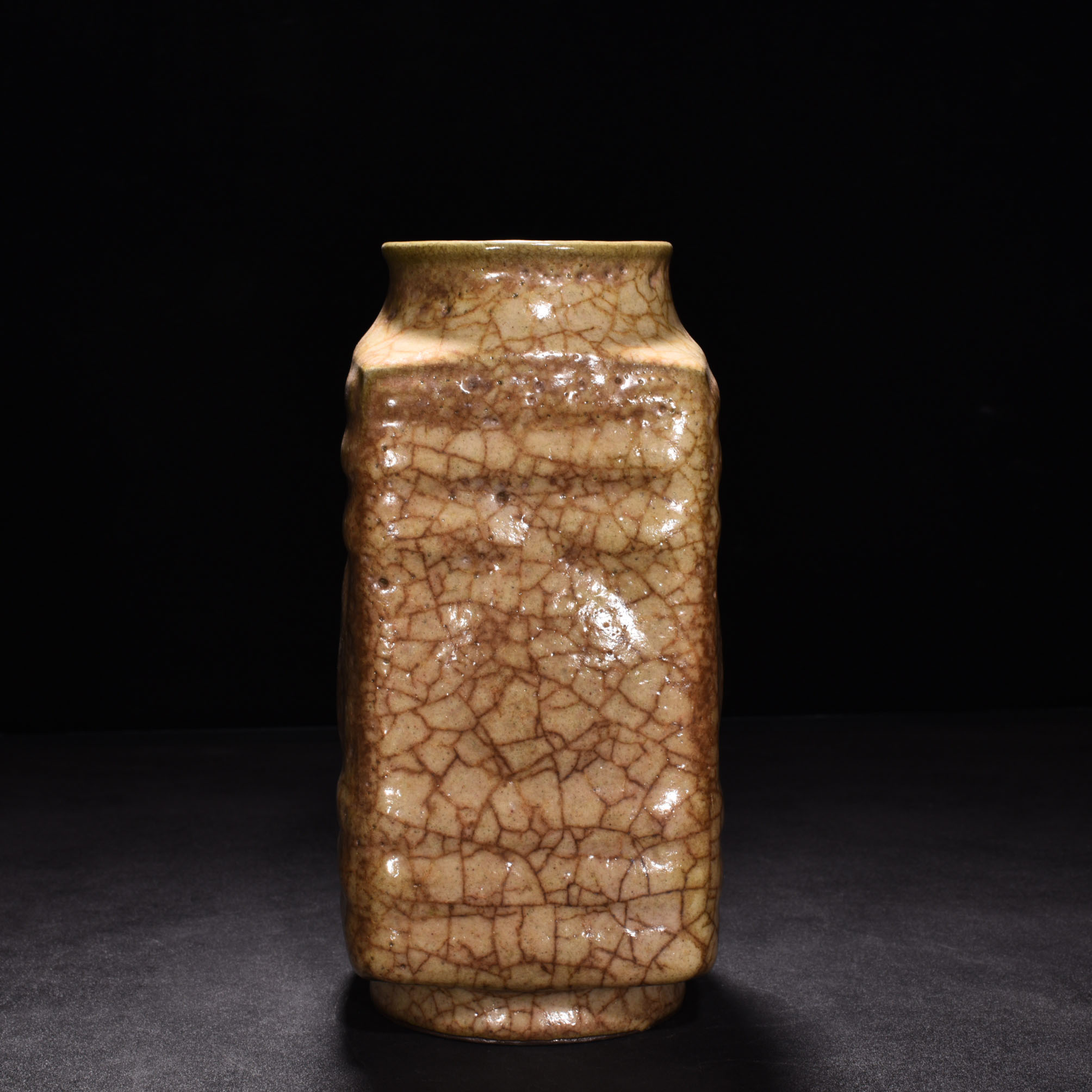 Song Dynasty kiln beige glaze Cong style square vase