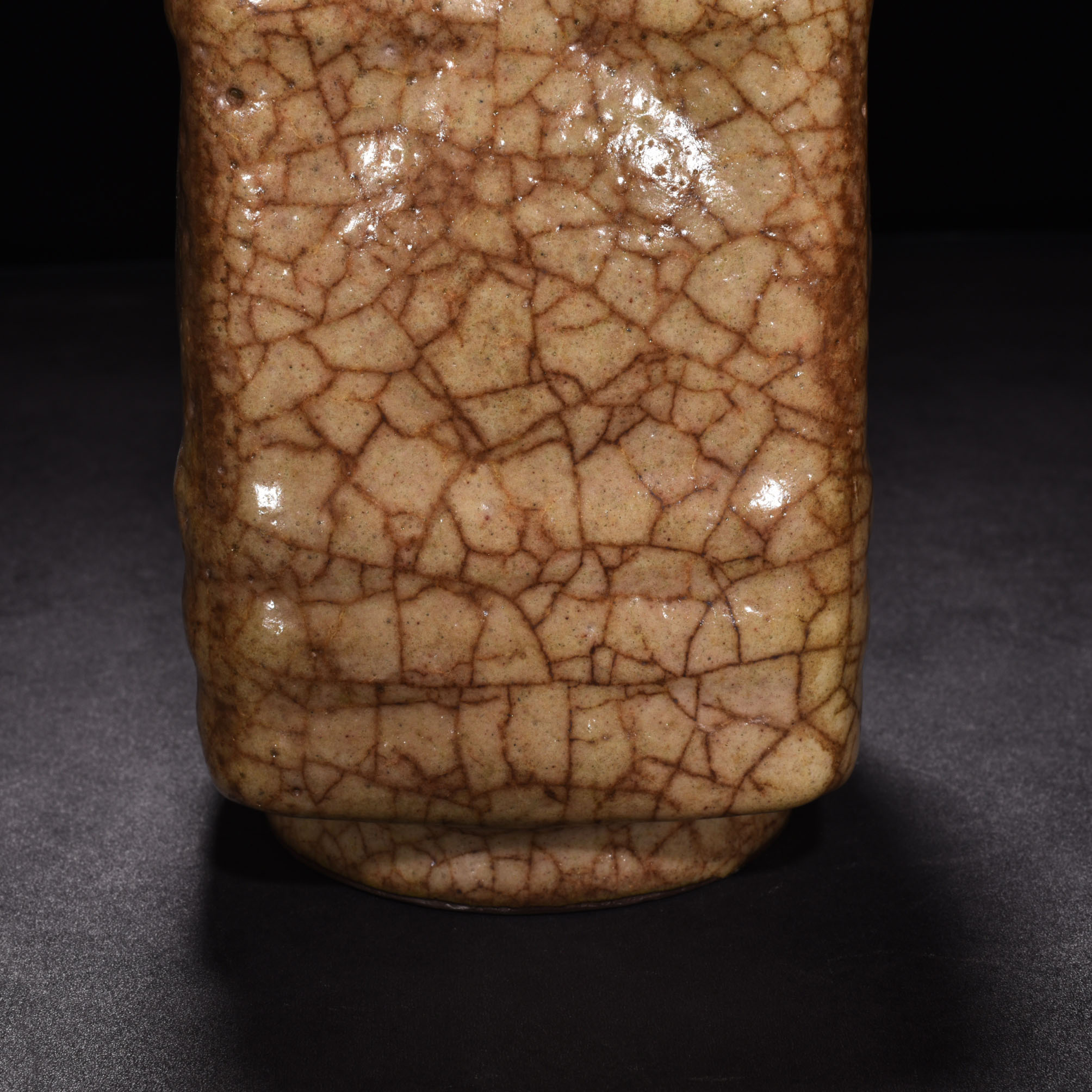 Song Dynasty kiln beige glaze Cong style square vase