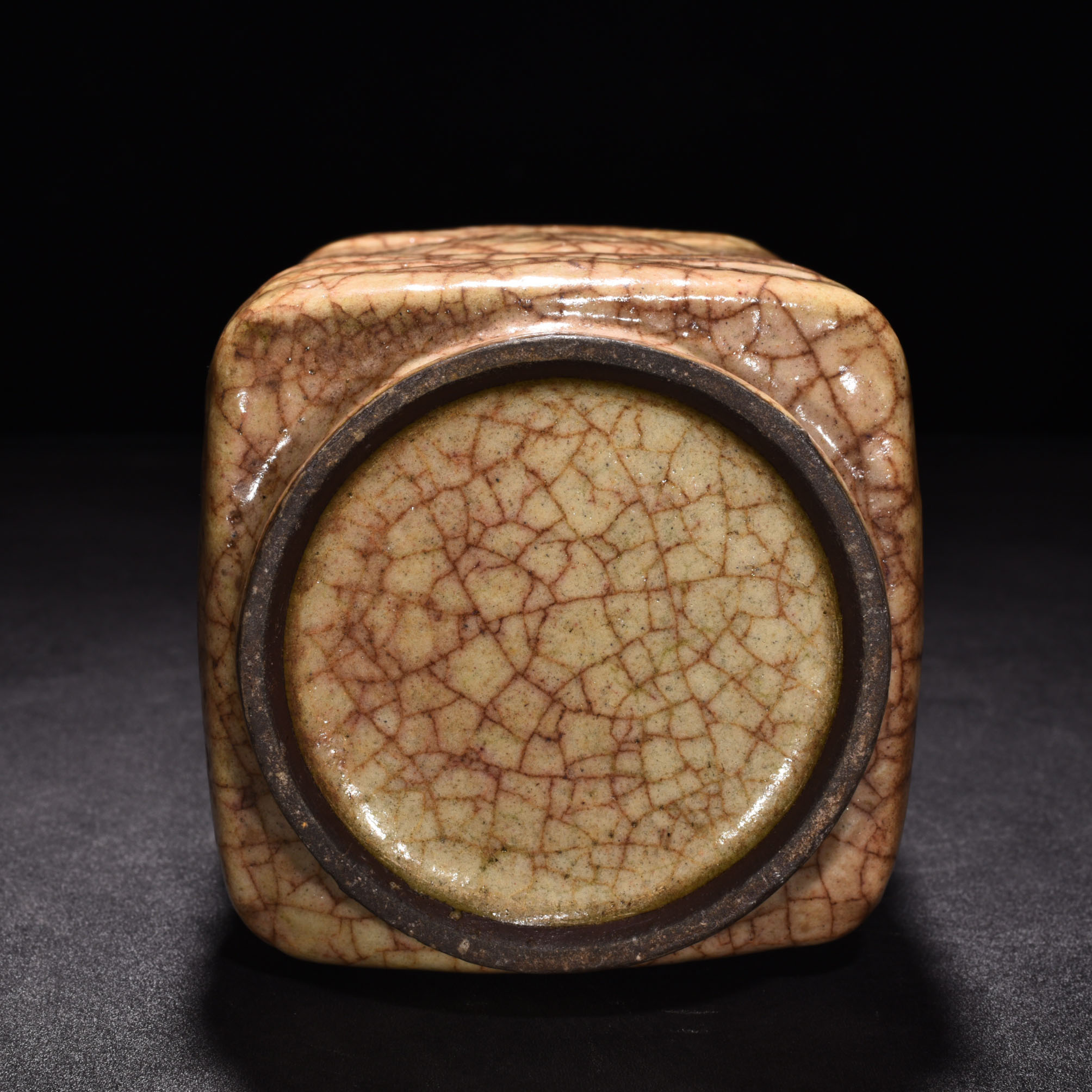 Song Dynasty kiln beige glaze Cong style square vase