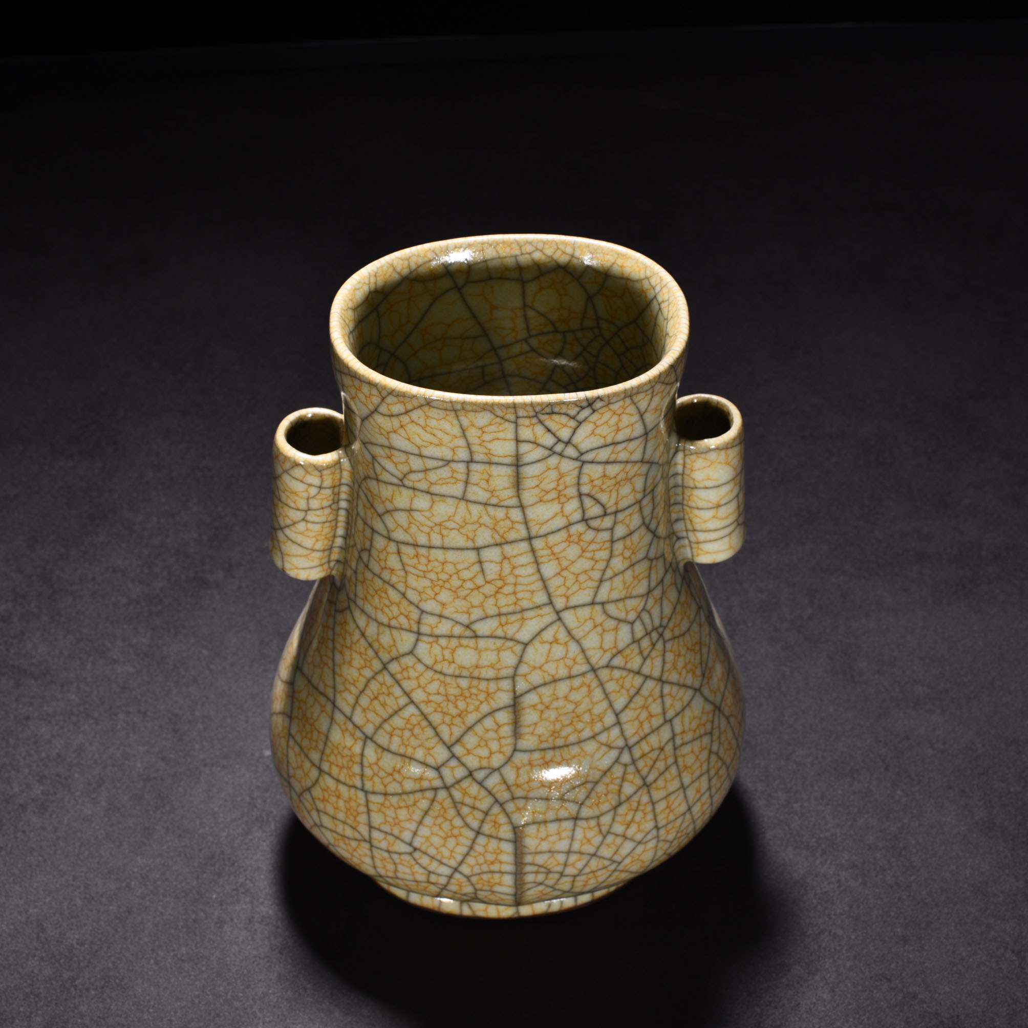 Song Dynasty kiln beige glaze gold wire vase