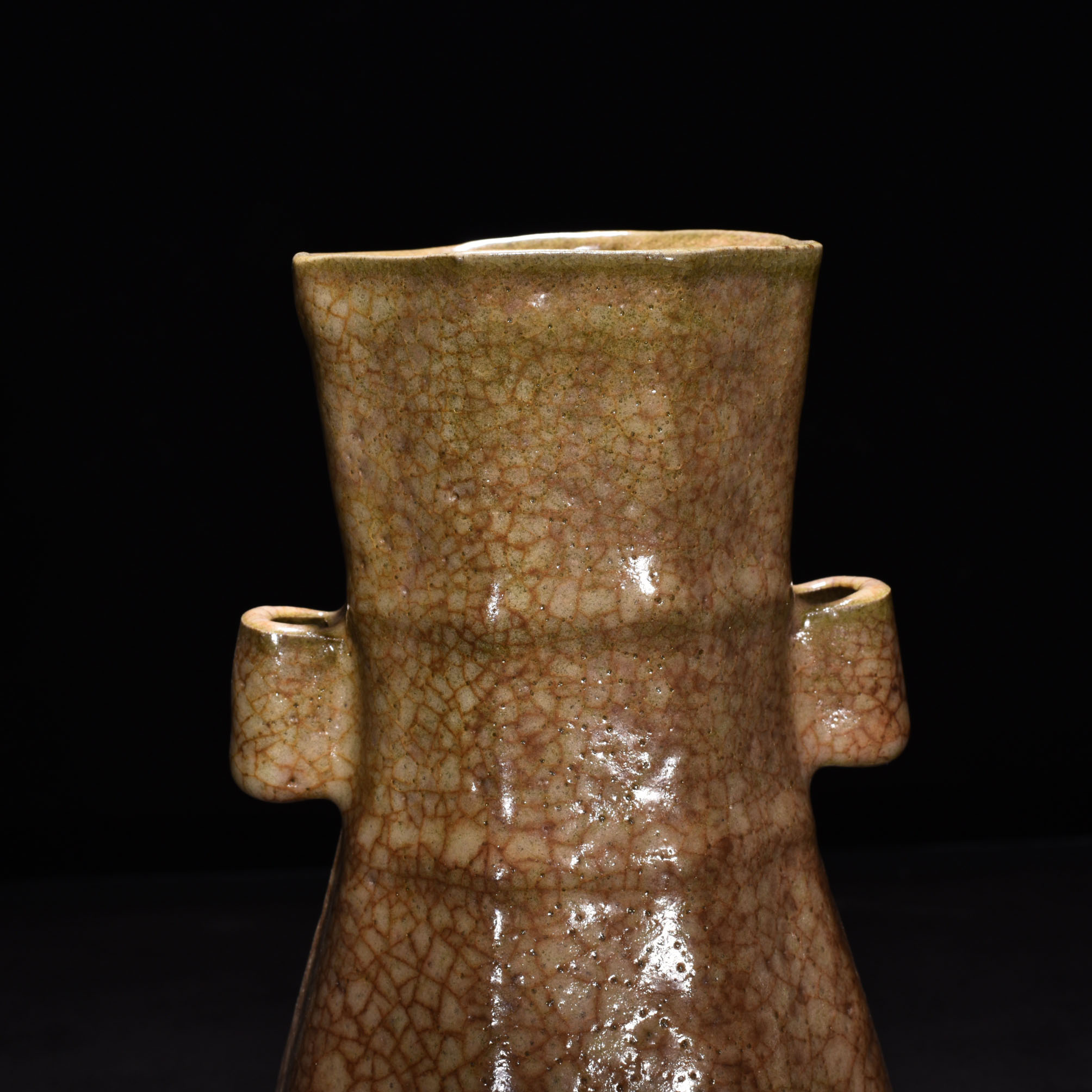 Song Dynasty Ge kiln yellow glaze eight way ear vase