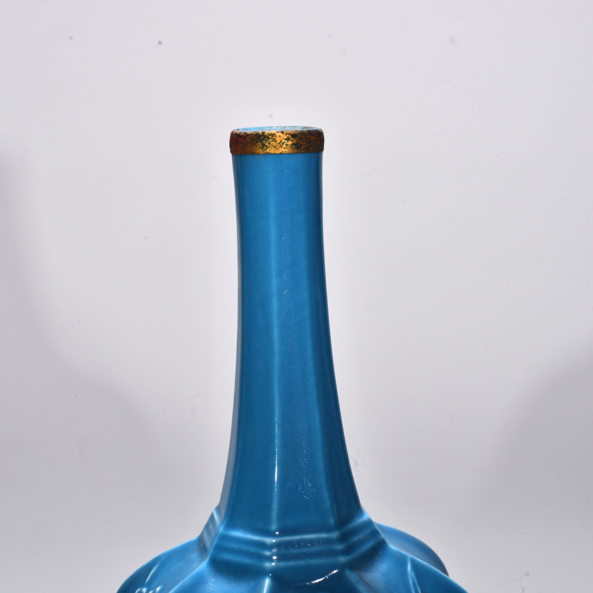 Song Dynasty kiln blue glazed Ding plum vase
