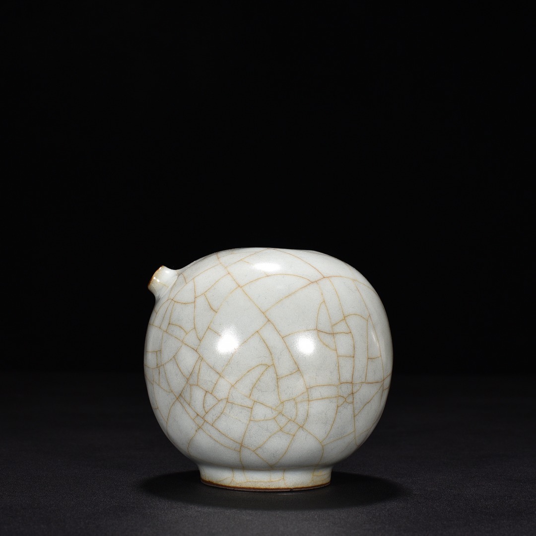 Song Dynasty kiln Moon white glaze inkstone