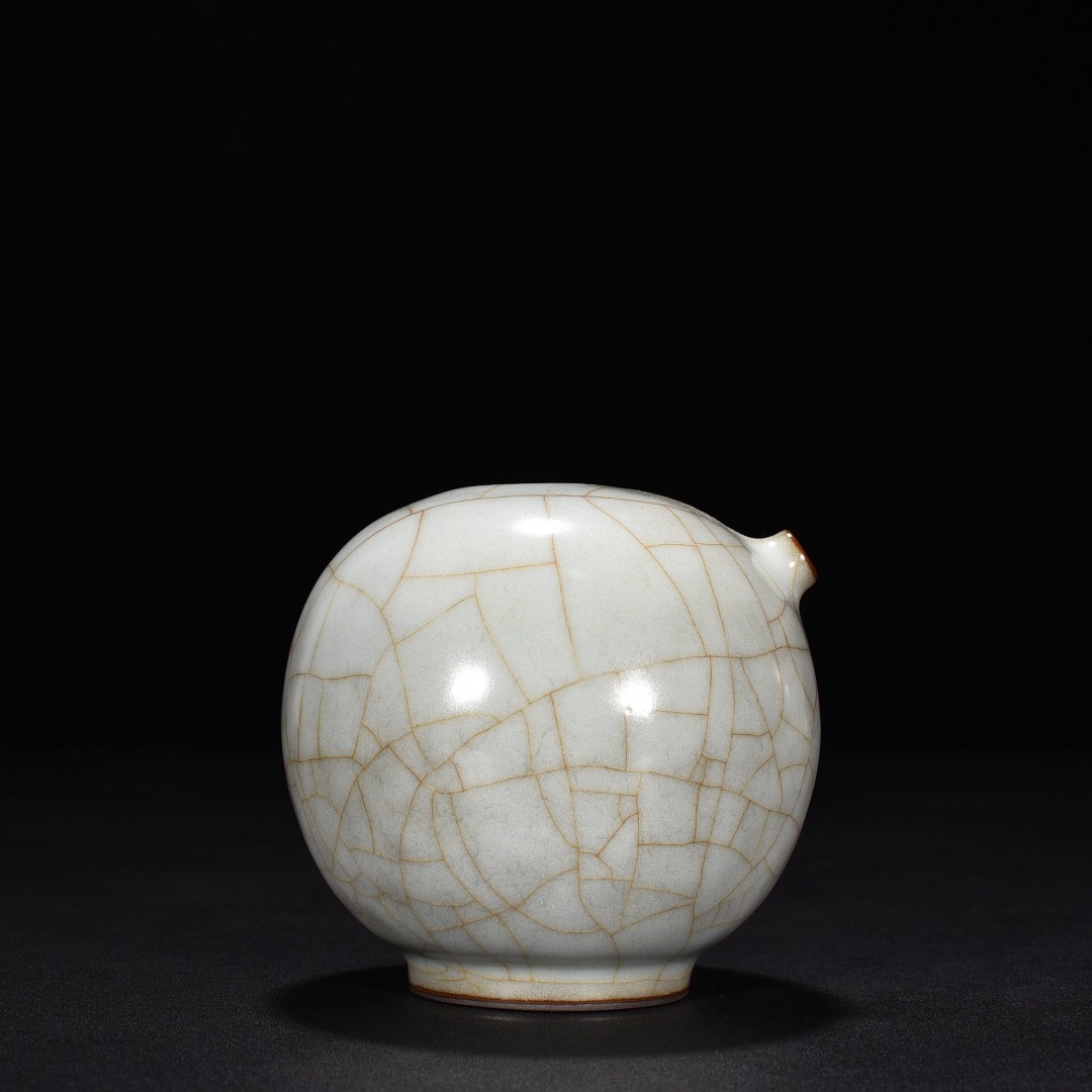 Song Dynasty kiln Moon white glaze inkstone