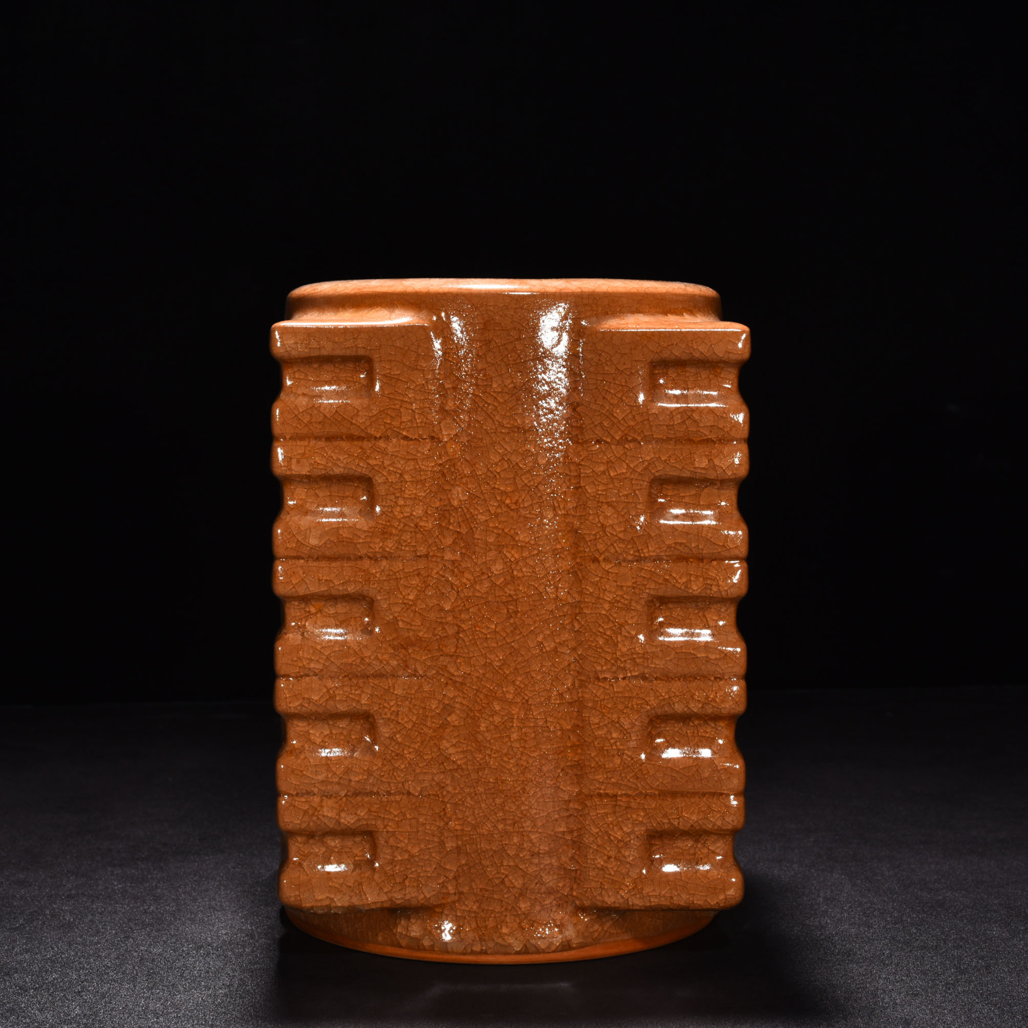 Song Dynasty kiln beige glaze ice cracked Cong style bottle