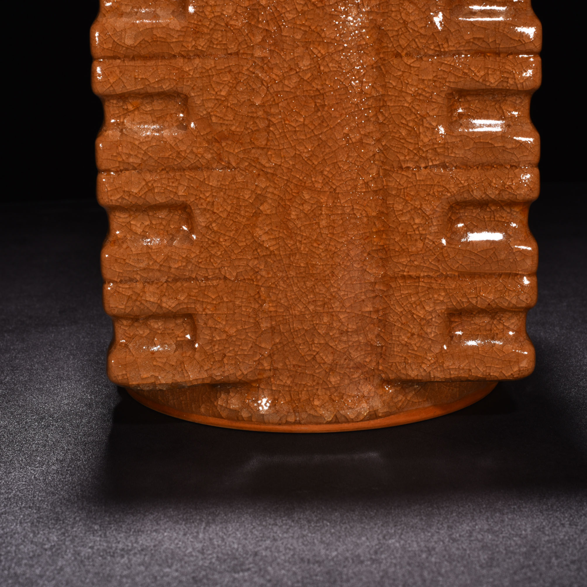 Song Dynasty kiln beige glaze ice cracked Cong style bottle