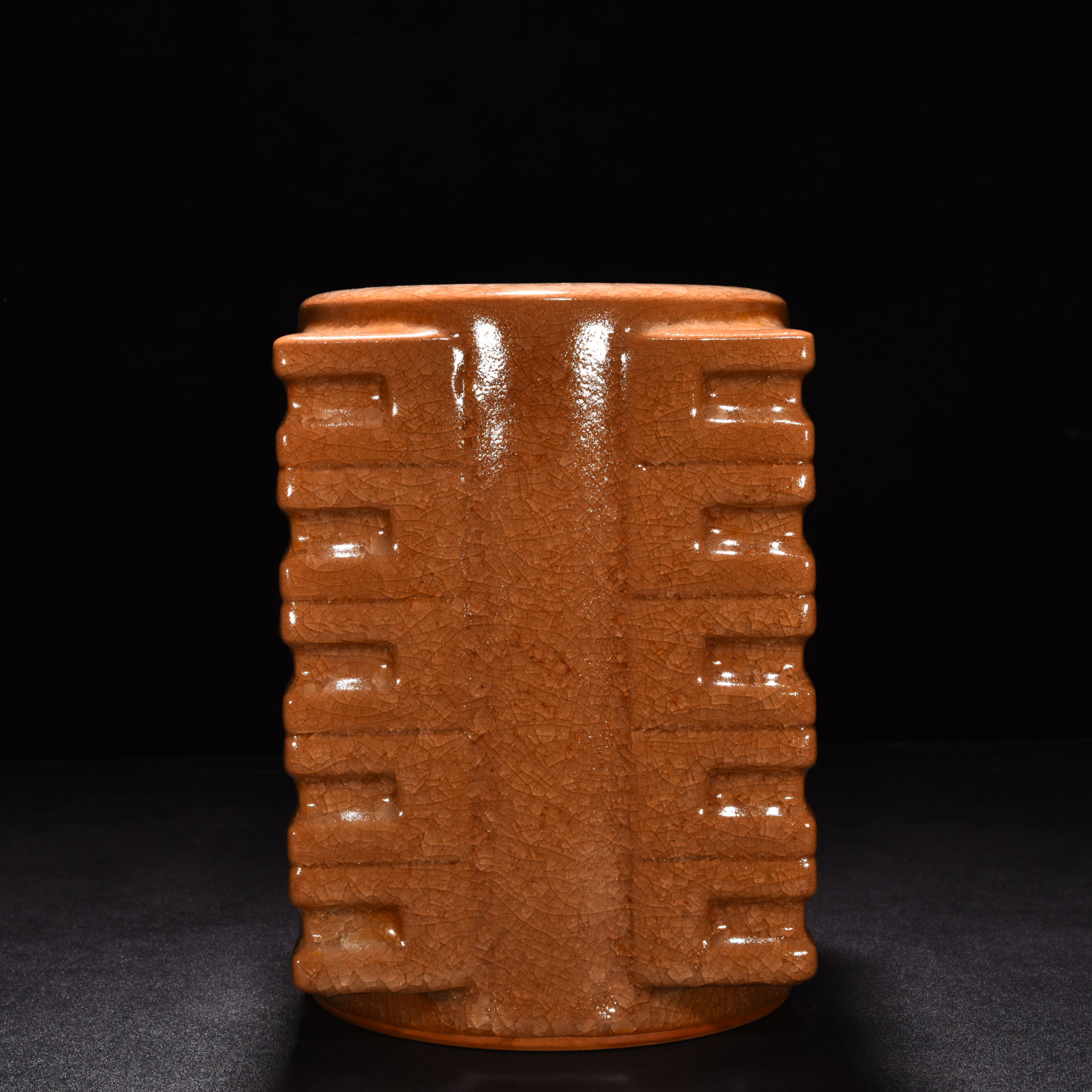 Song Dynasty kiln beige glaze ice cracked Cong style bottle