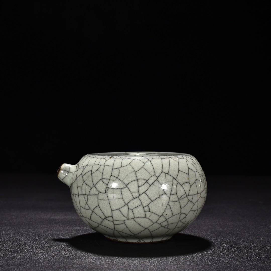 Song dynasty Guanyao inkstone drop