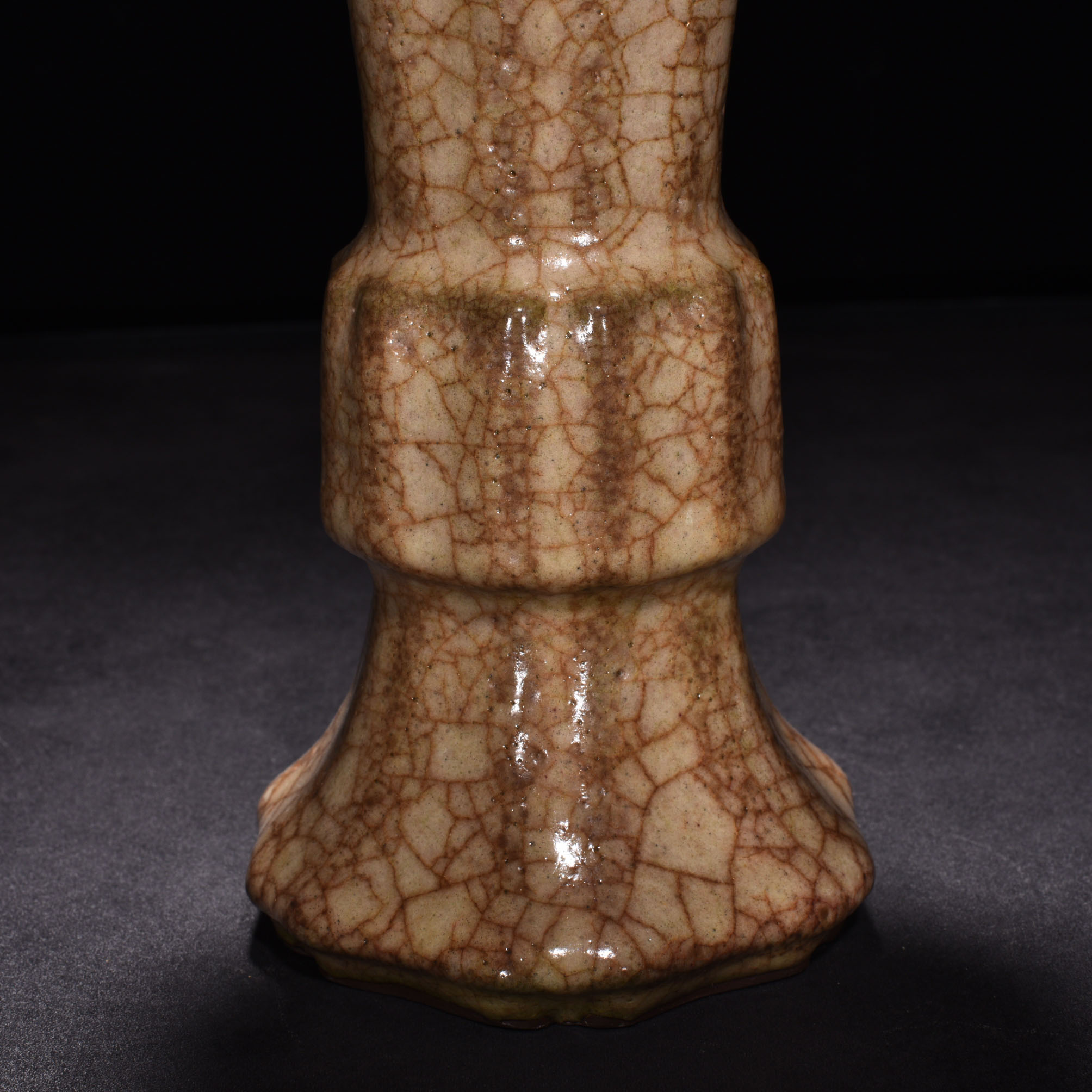 Song Dynasty kiln beige glaze flower goblet