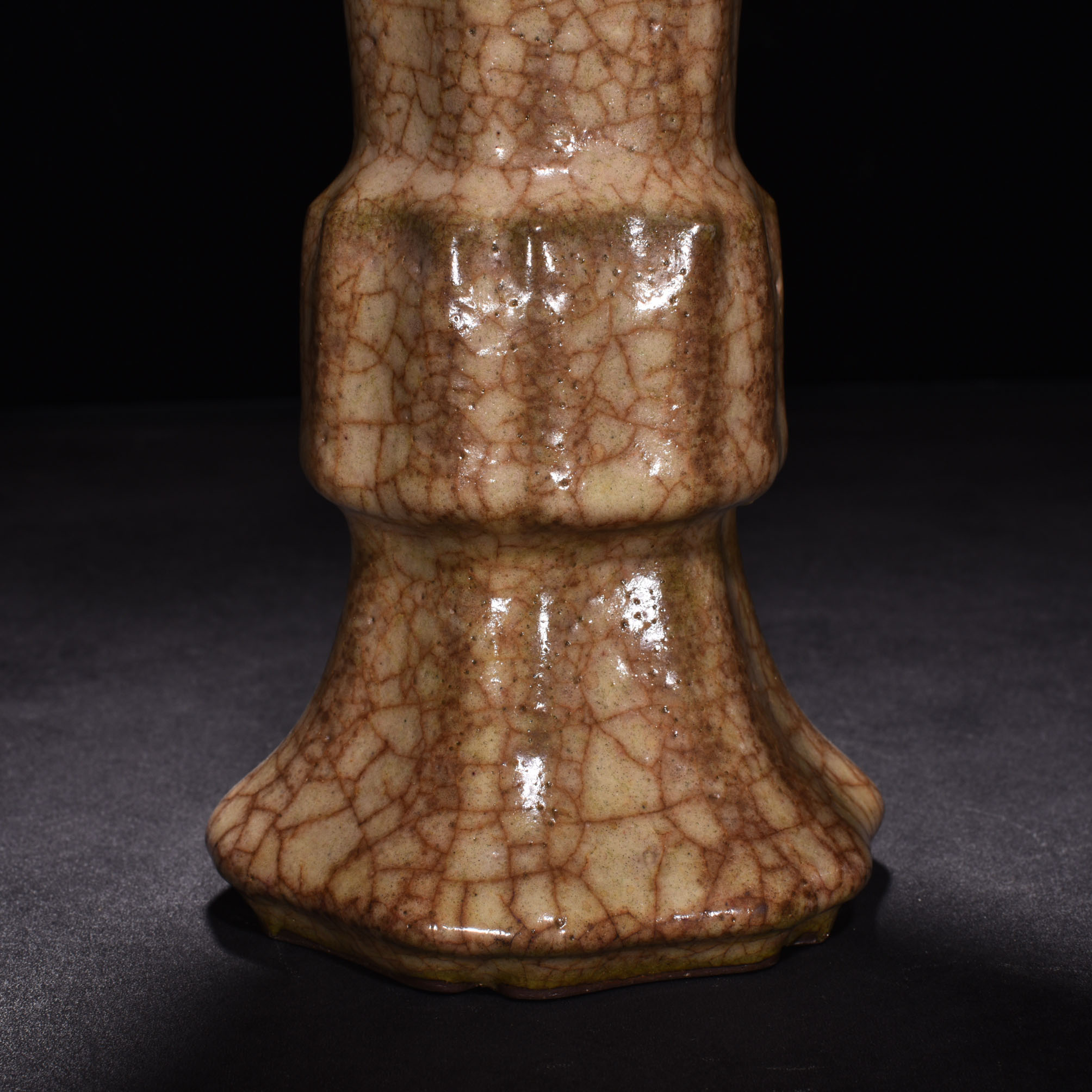 Song Dynasty kiln beige glaze flower goblet