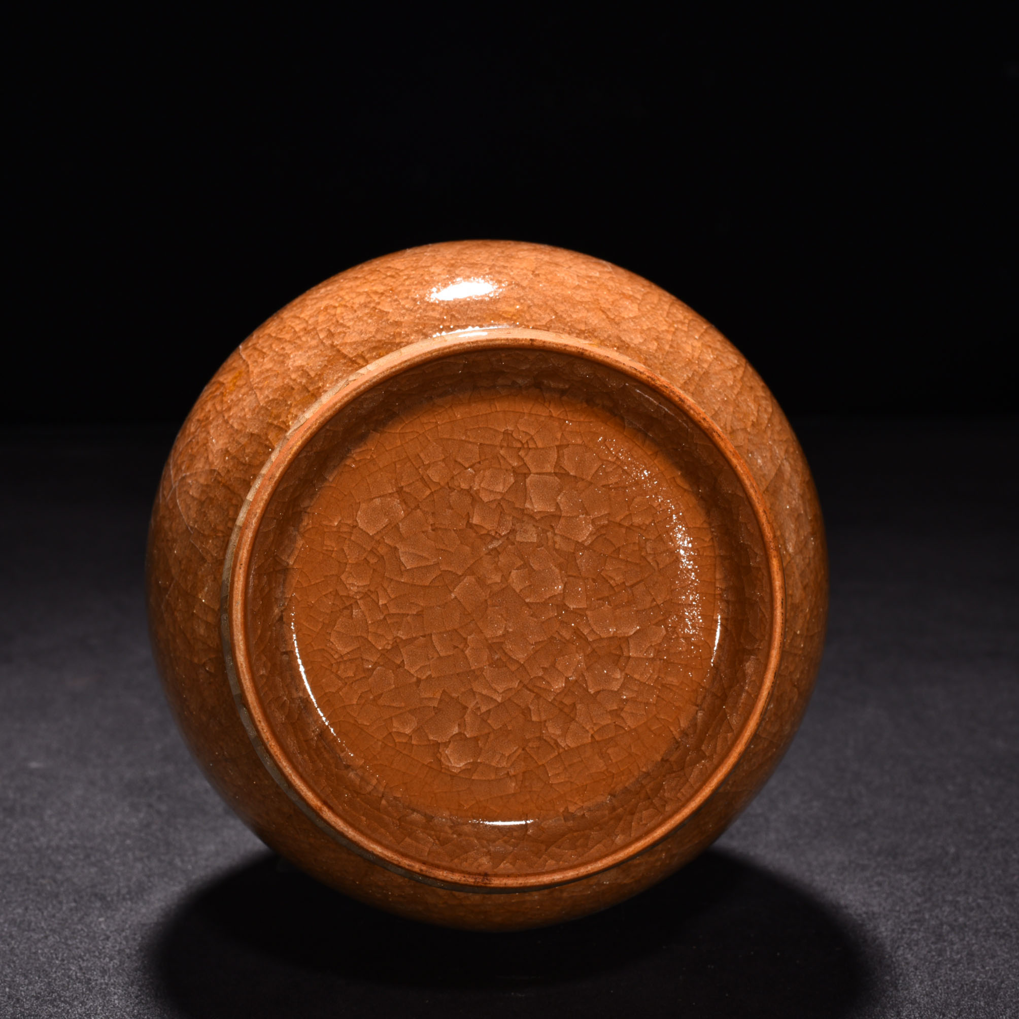 Song Dynasty official official kiln beige glaze vase