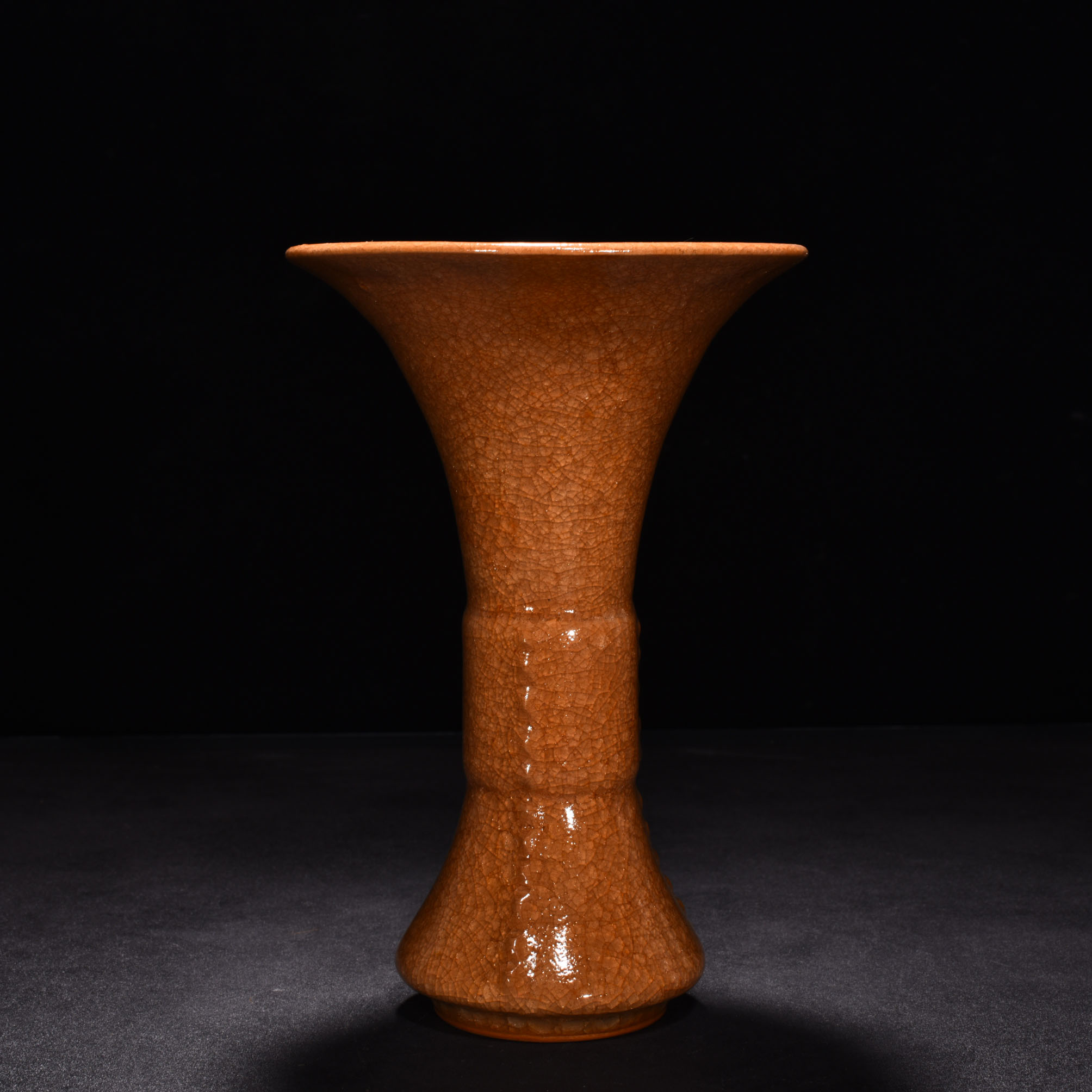 Song Dynasty official kiln beige glaze flower goblet