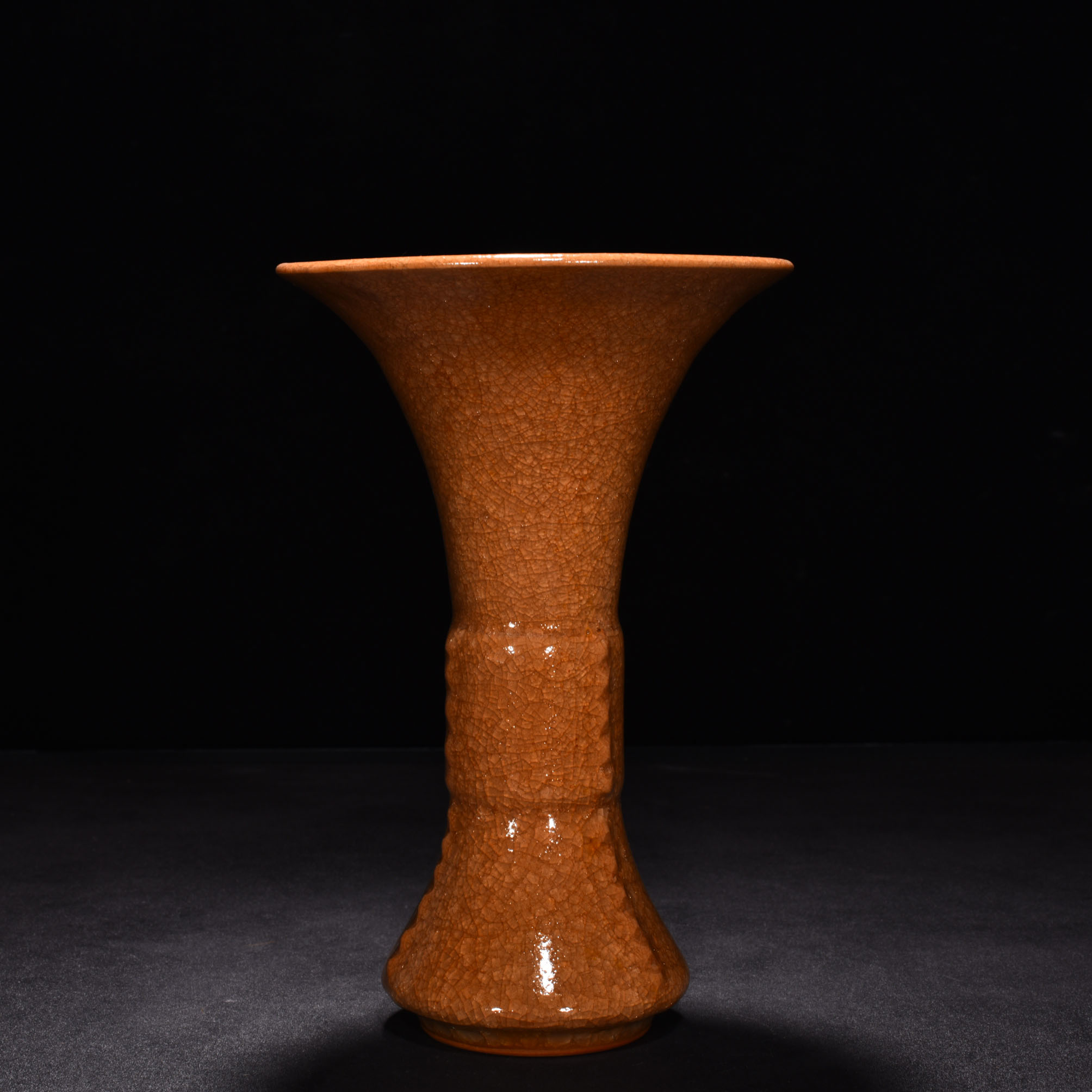 Song Dynasty official kiln beige glaze flower goblet