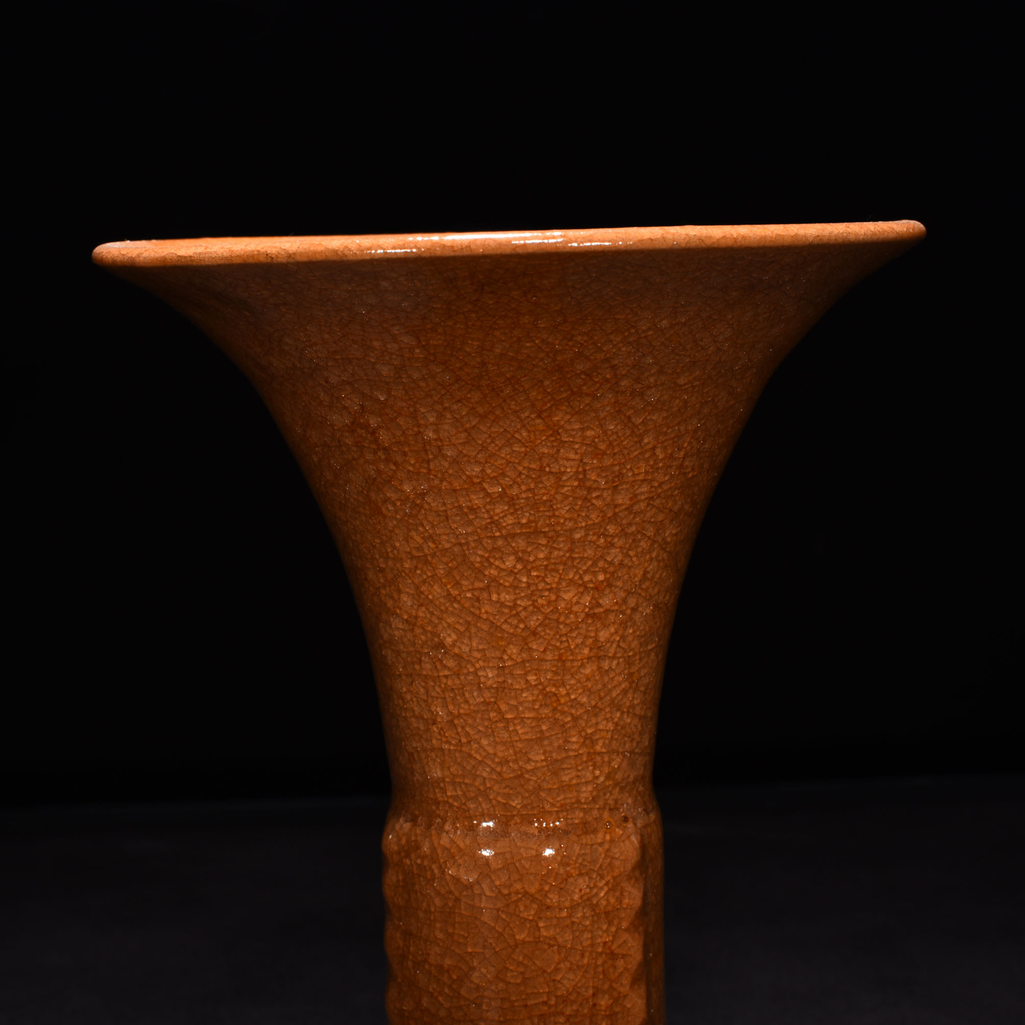 Song Dynasty official kiln beige glaze flower goblet