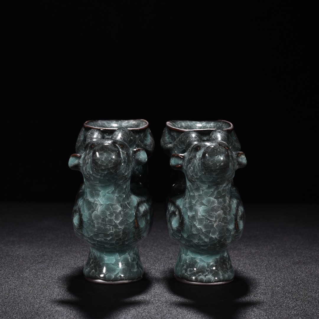 Song Dynasty official kiln celadon animal head sheep cup