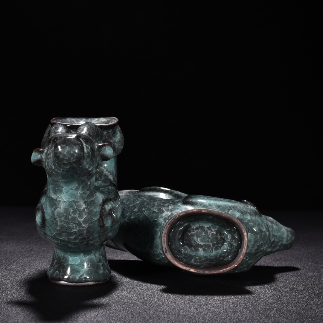 Song Dynasty official kiln celadon animal head sheep cup