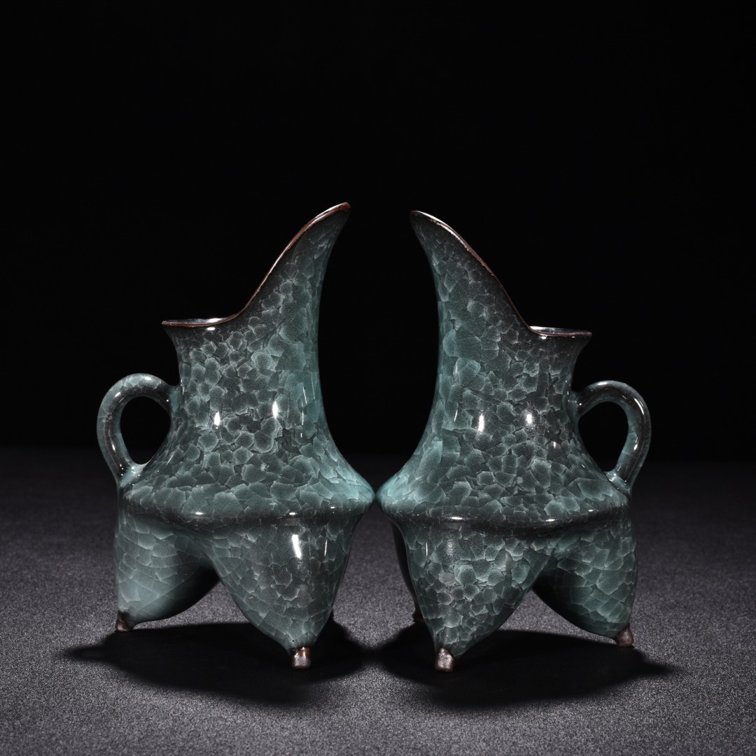 Song Dynasty official kiln celadon pot