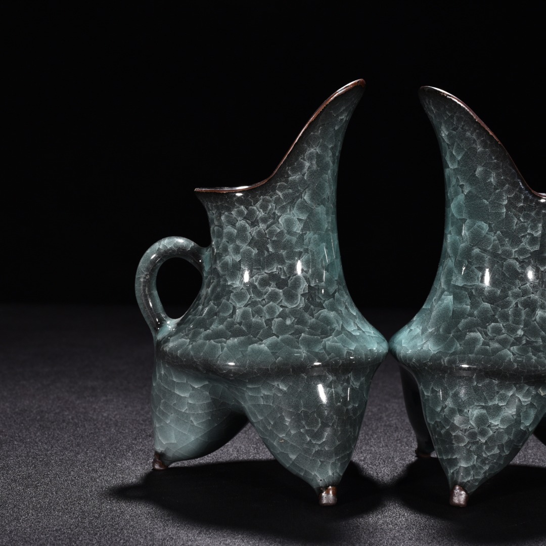 Song Dynasty official kiln celadon pot
