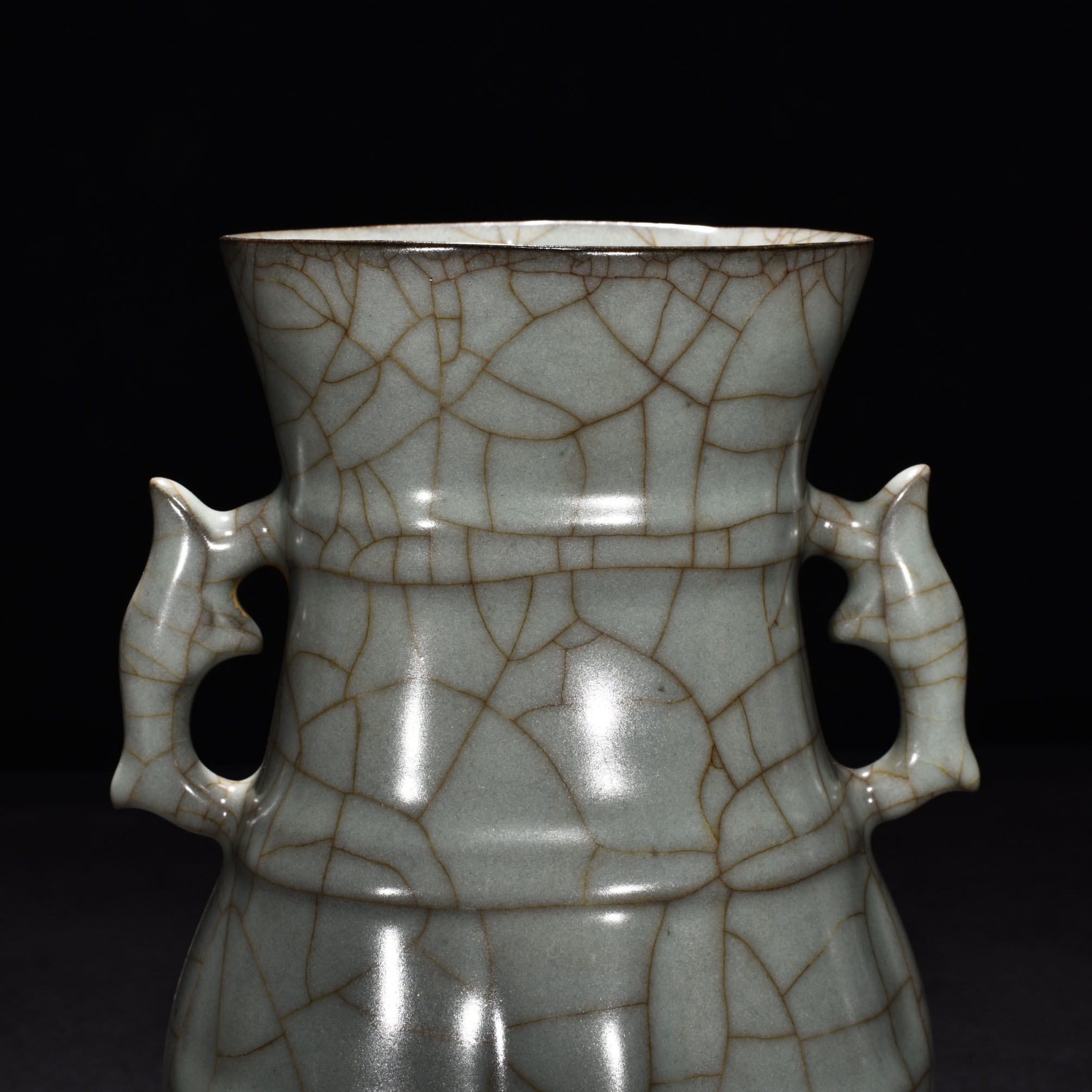 Song Dynasty official kiln celadon amphora