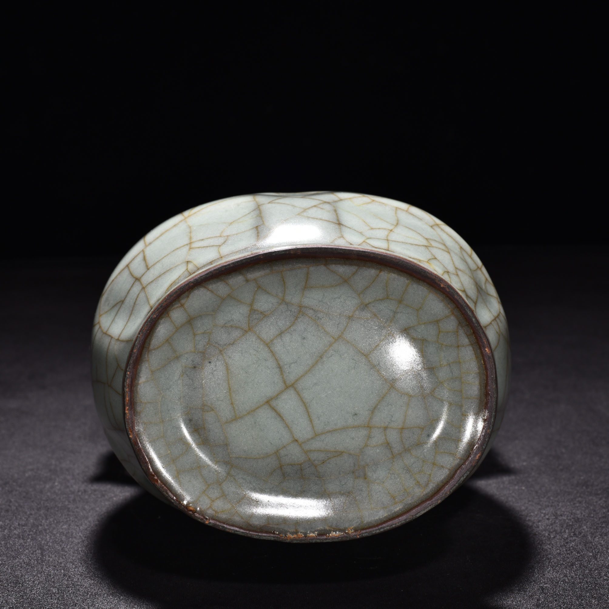 Song Dynasty official kiln celadon amphora