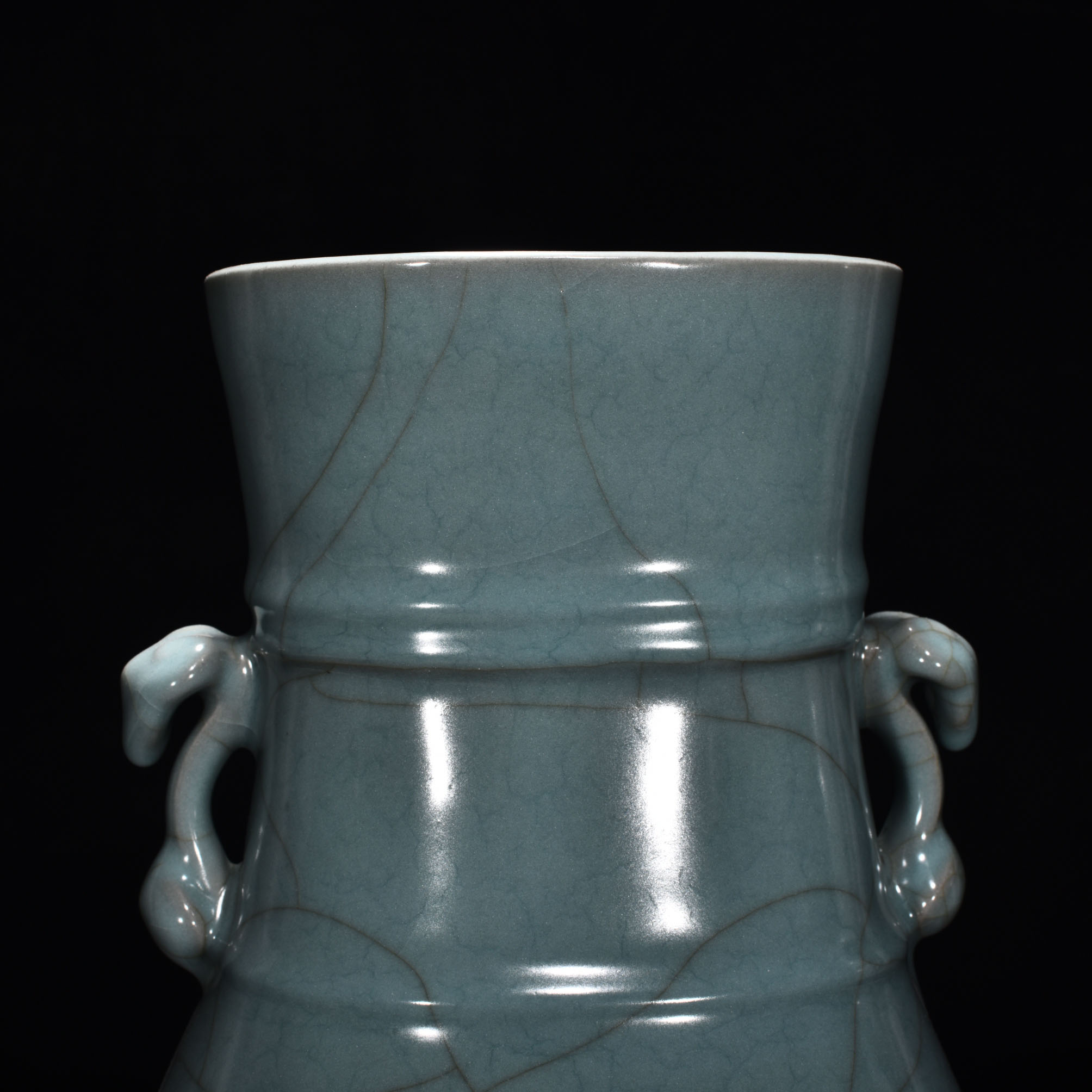 Song Dynasty official kiln celadon flat vase
