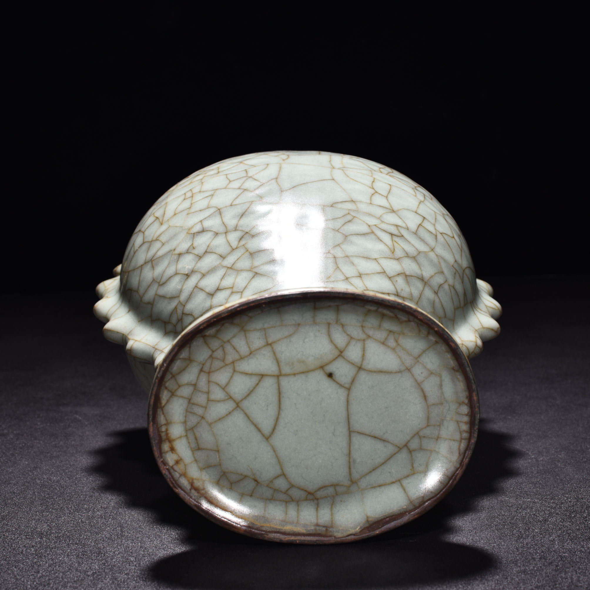Song Dynasty official kiln celadon fish and plum vase