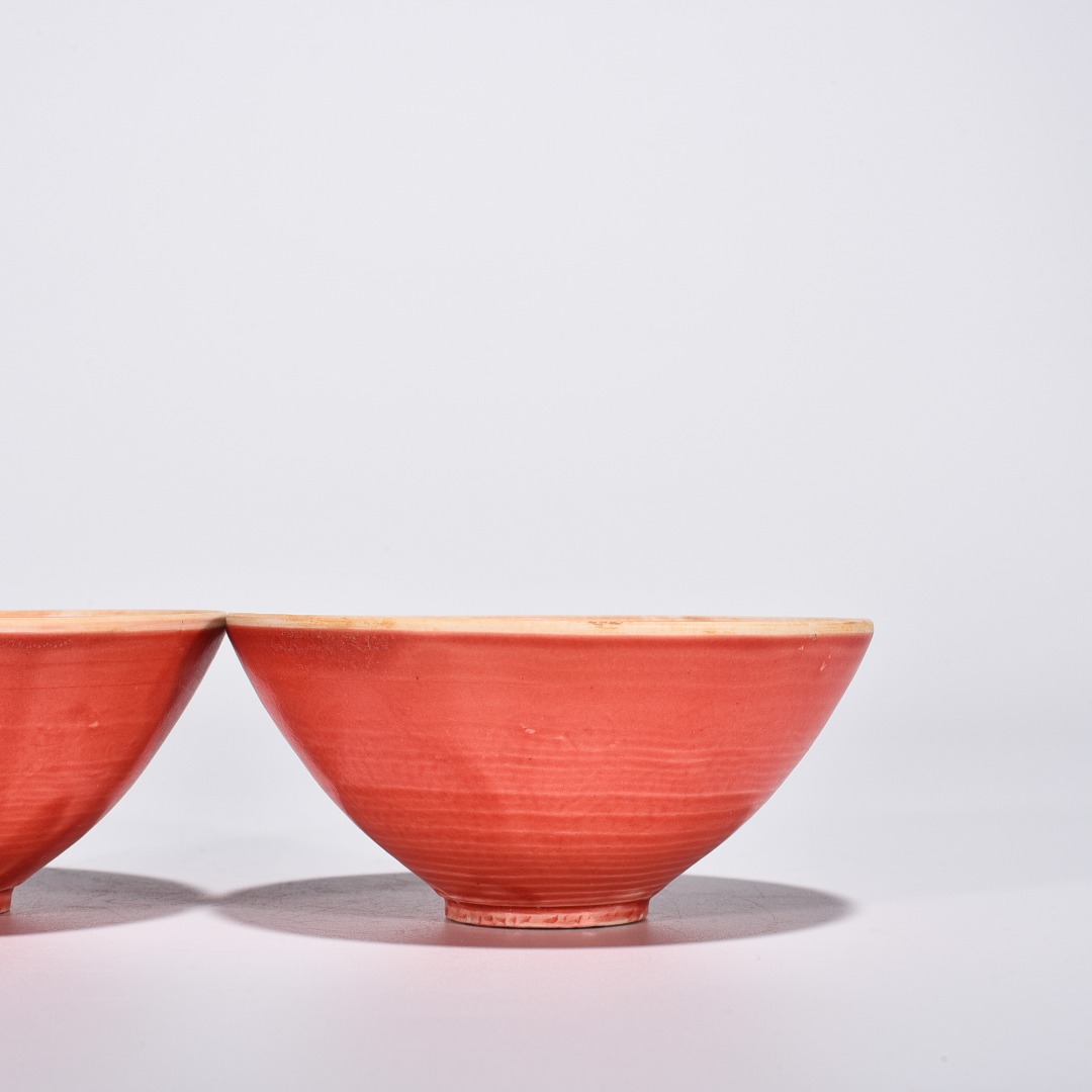 Song Dynasty Ding kiln red glaze dragon pattern bowl