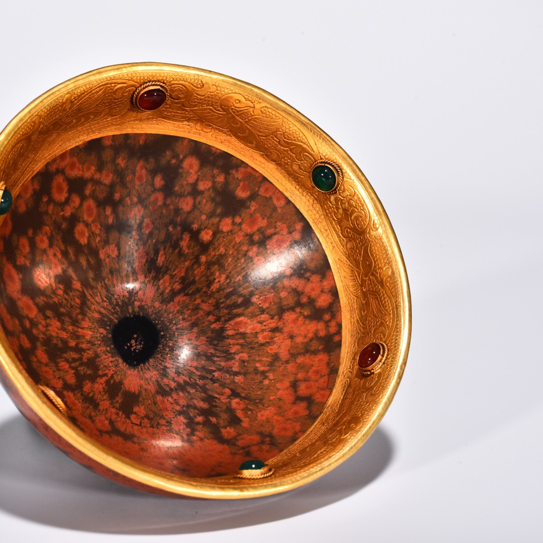 Song Dynasty Jianyao obsidian persimmon red glaze lamp