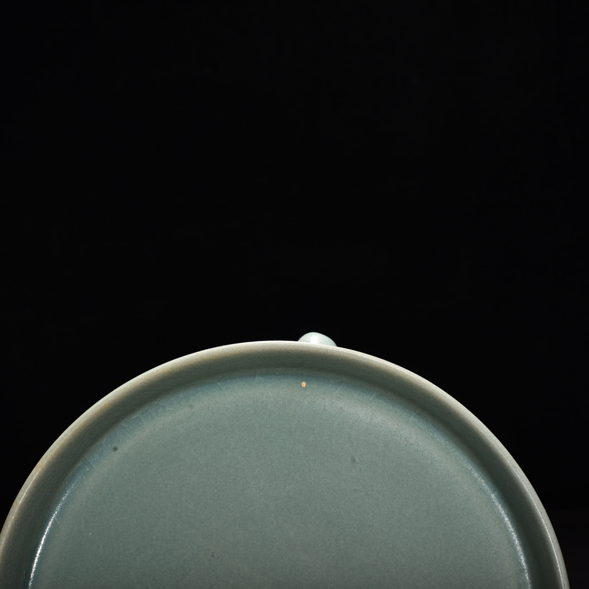 Song Dynasty Ru Kiln azure glaze three legged washer