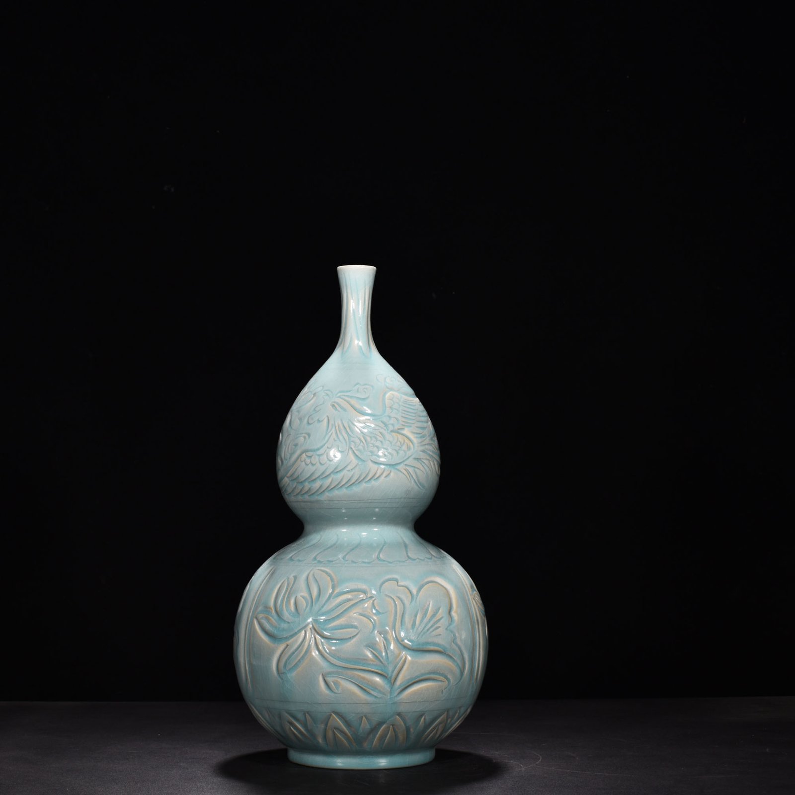 Song Dynasty Ru kiln azure glaze gourd vase