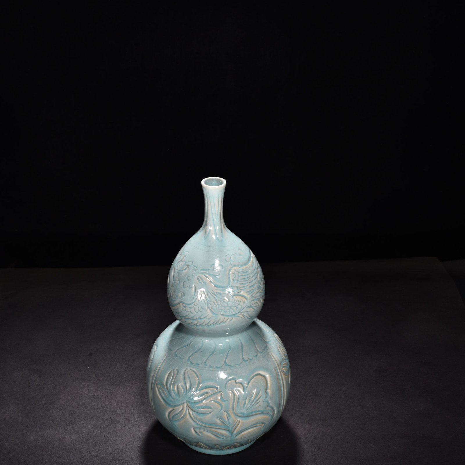Song Dynasty Ru kiln azure glaze gourd vase