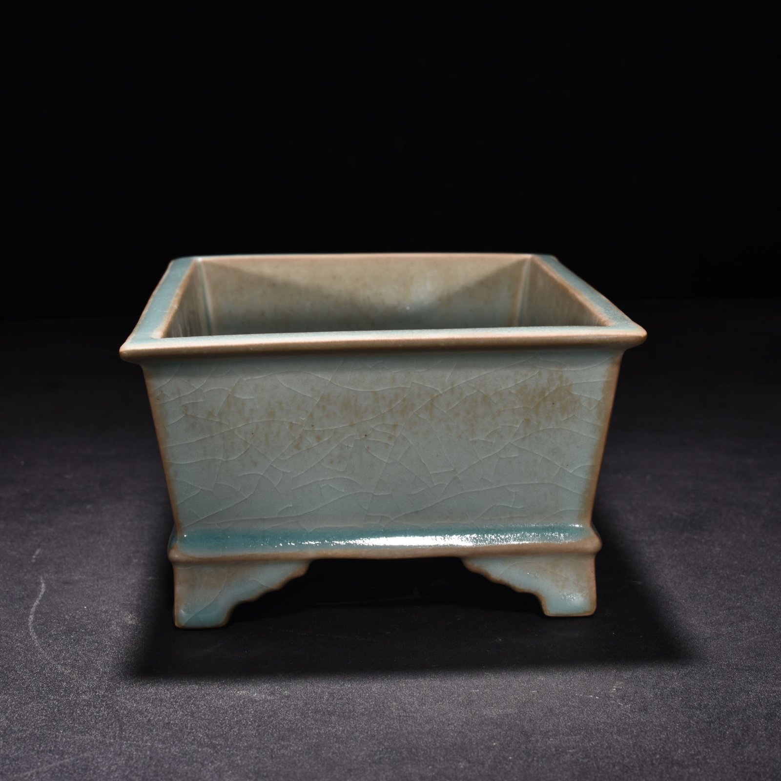 Song Dynasty Ru kiln A square azure glaze burner