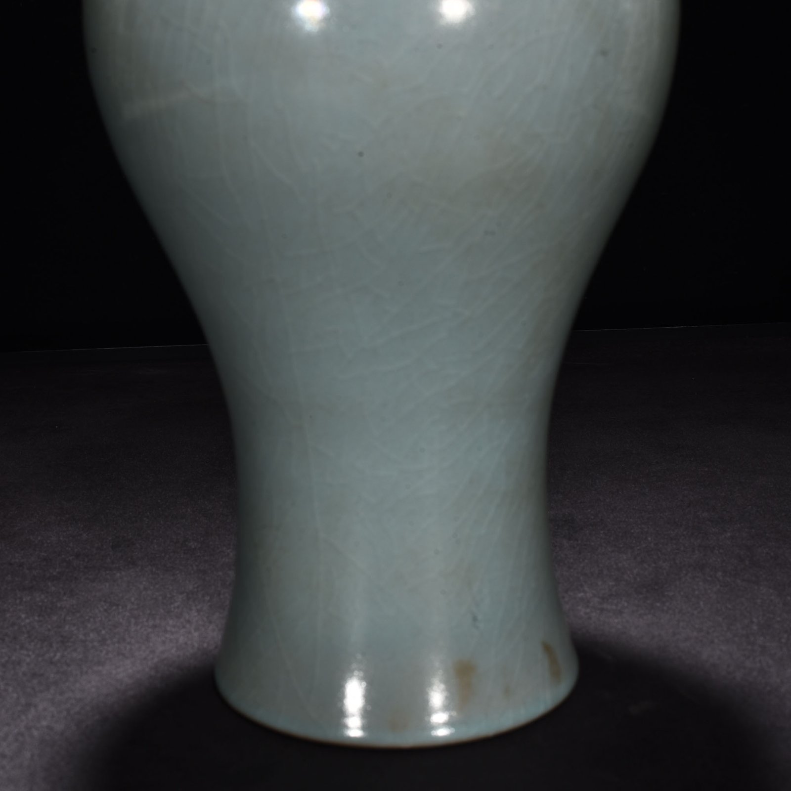 Song Dynasty Ru kiln azure glaze plum vase