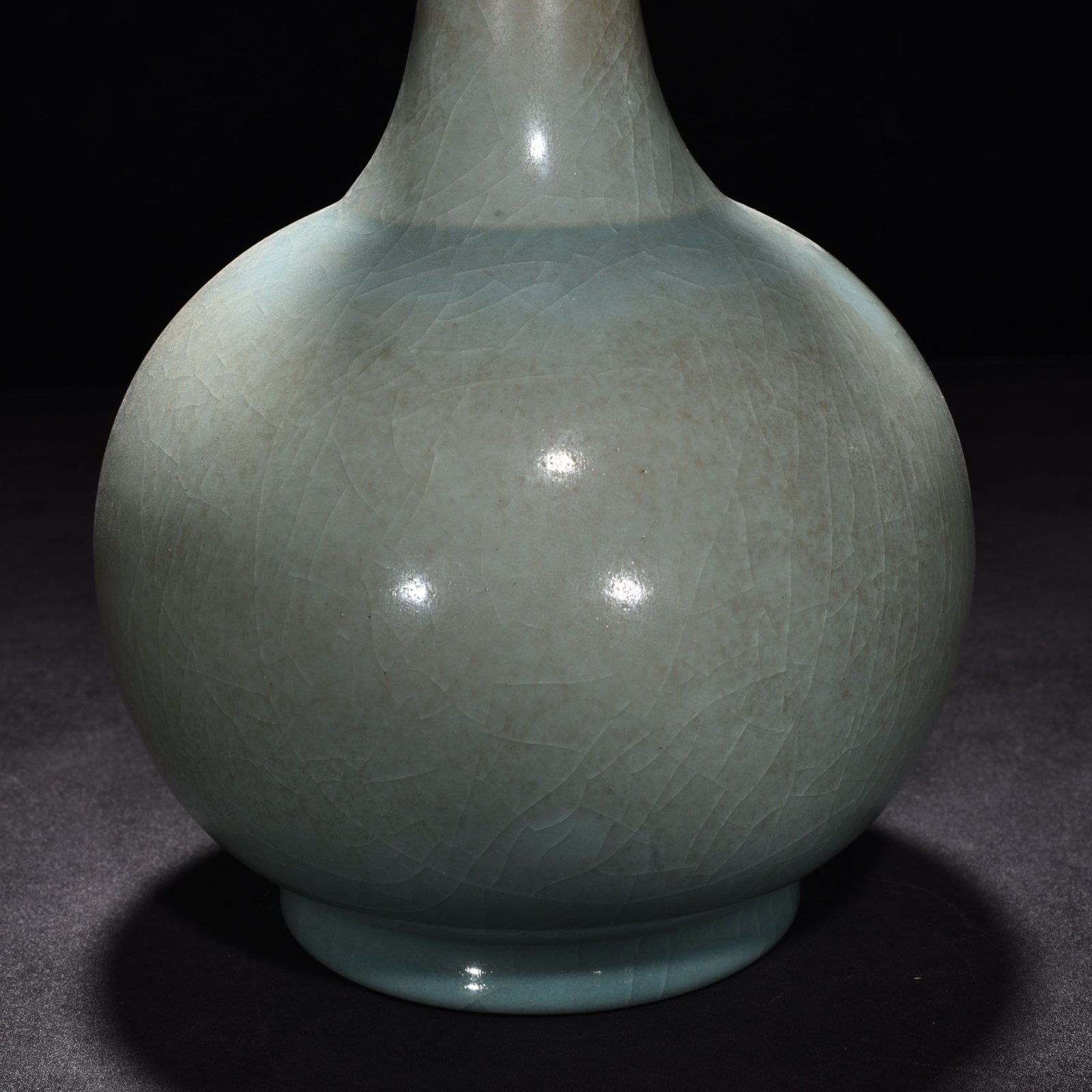 Song Dynasty Ru kiln azure glaze flower mouth vase
