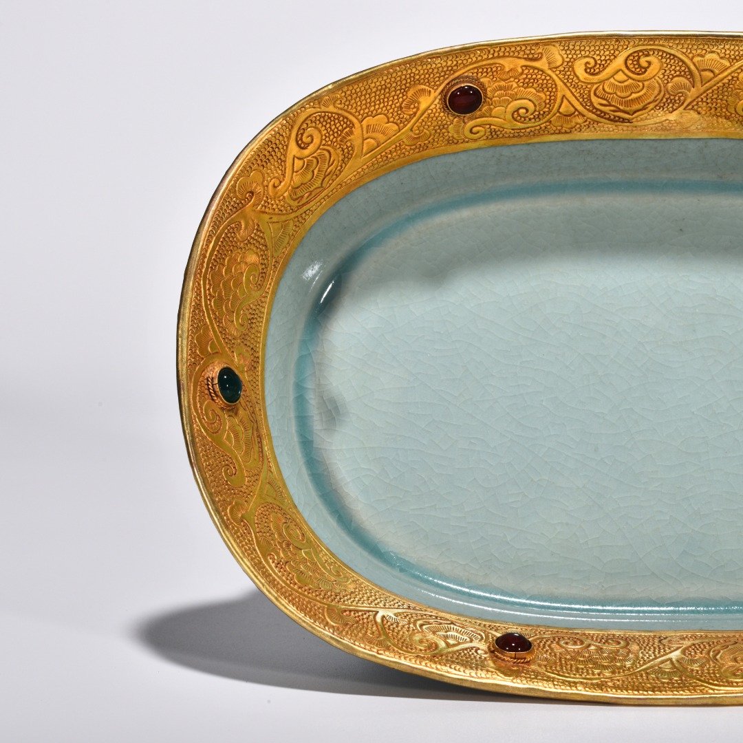 Song Dynasty Ru kiln azure glaze plum vase