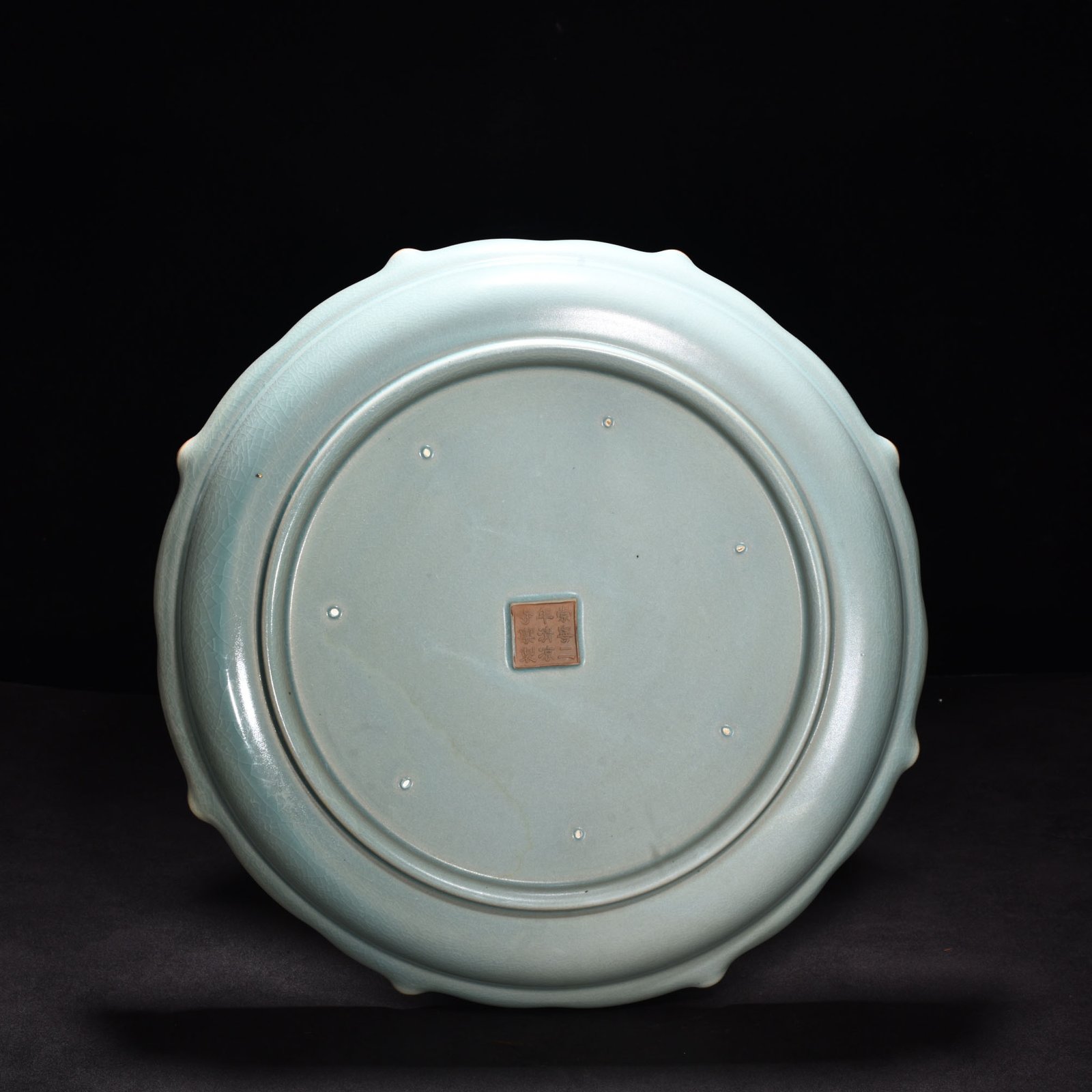 Song Dynasty Ru kiln azure glazed mouth plate