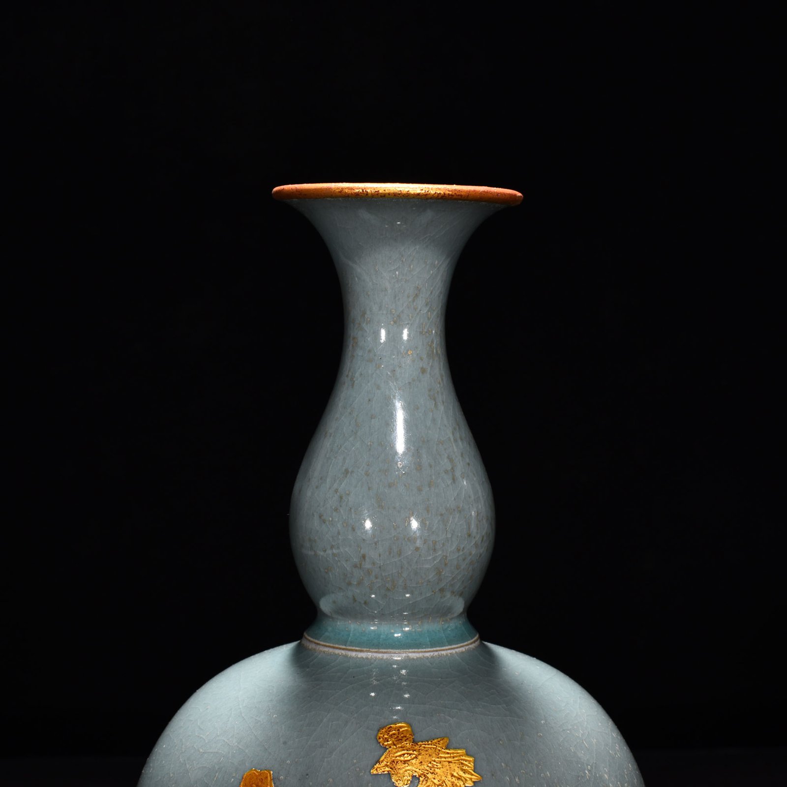 Song Dynasty Ru Kiln azure glaze gilt gourd vase