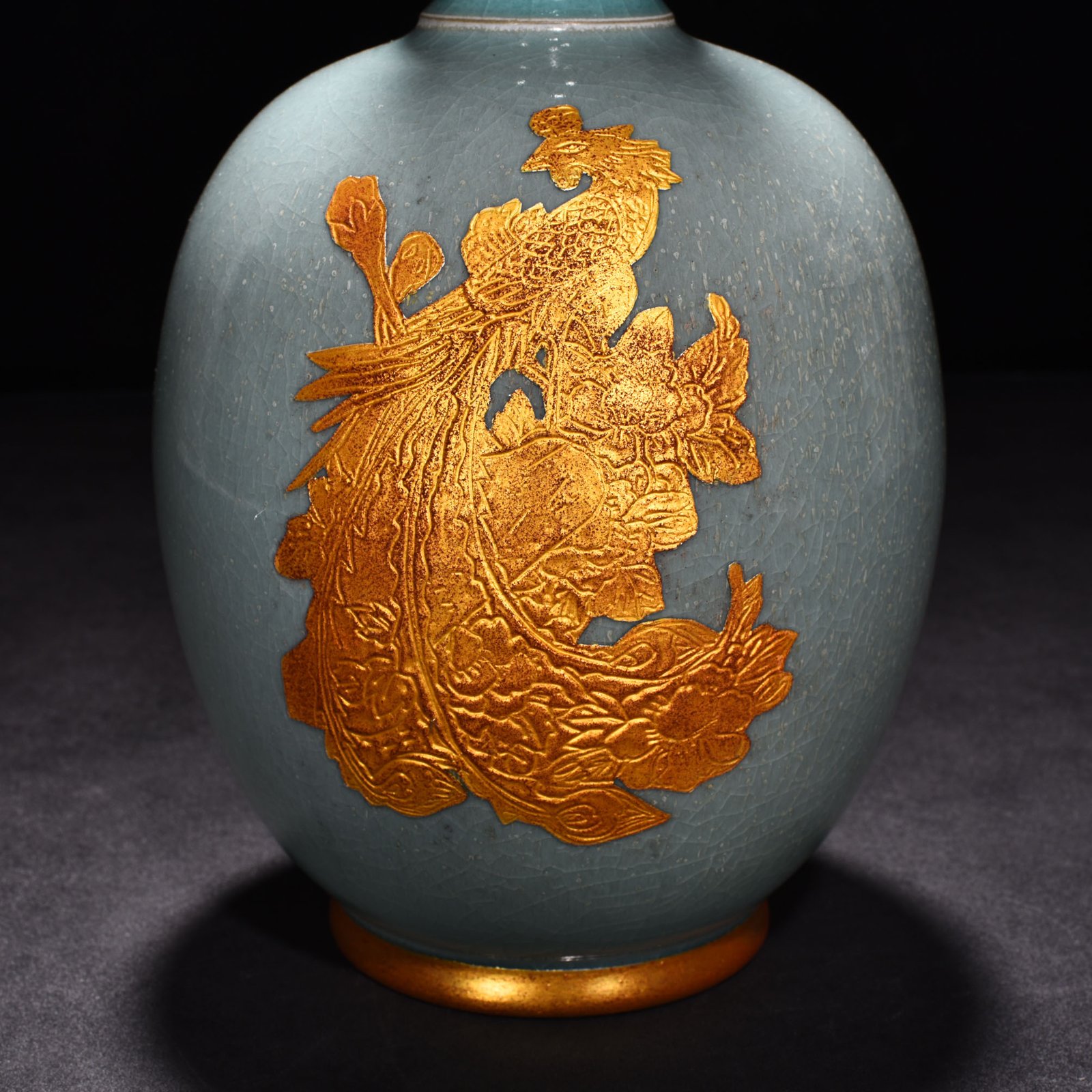 Song Dynasty Ru Kiln azure glaze gilt gourd vase