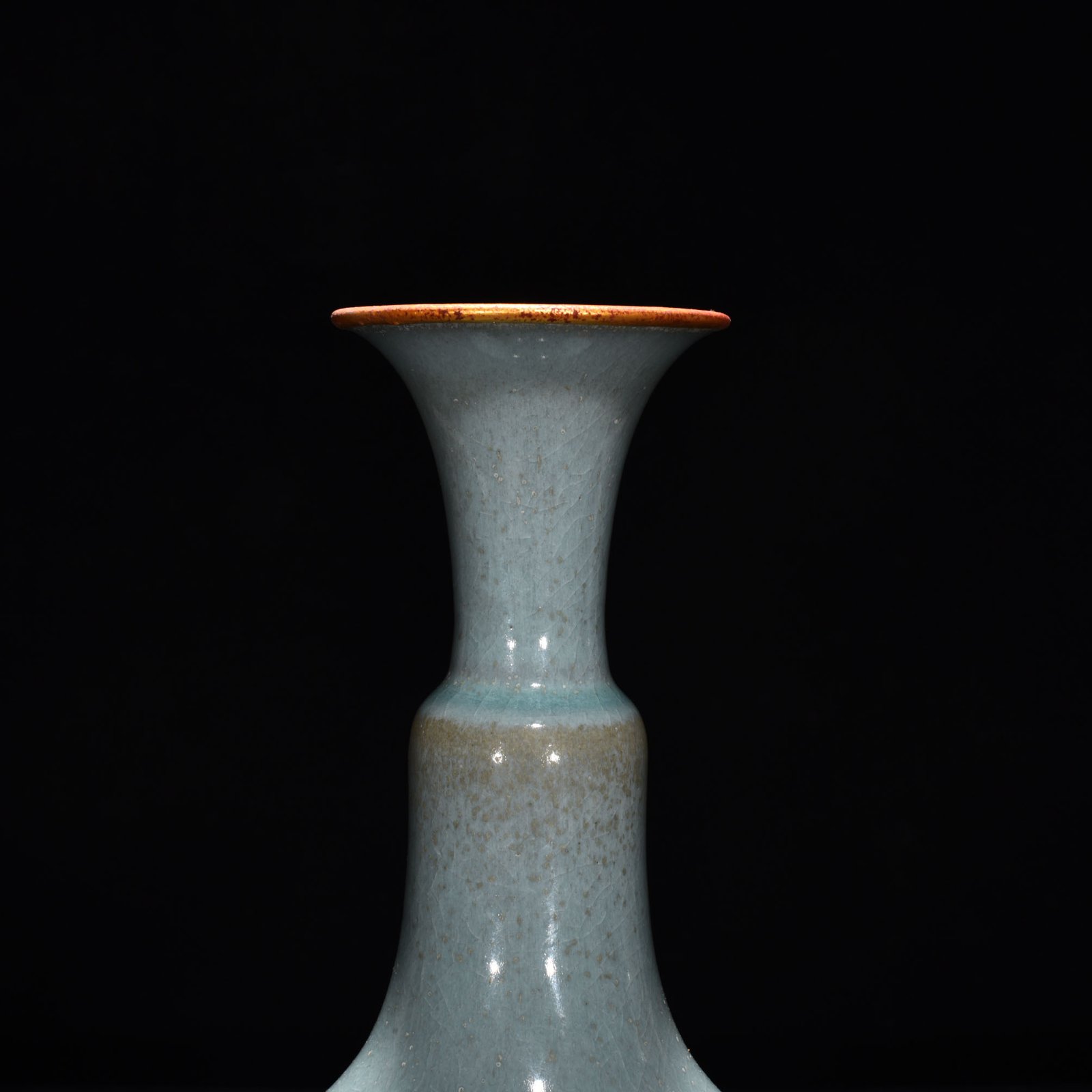 Song Dynasty Ru kiln azure glazed gilt flying flask