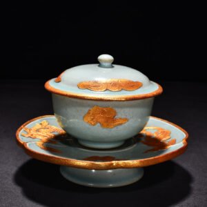Song Dynasty Ru kiln azure glaze gilt dragon and phoenix pattern cup