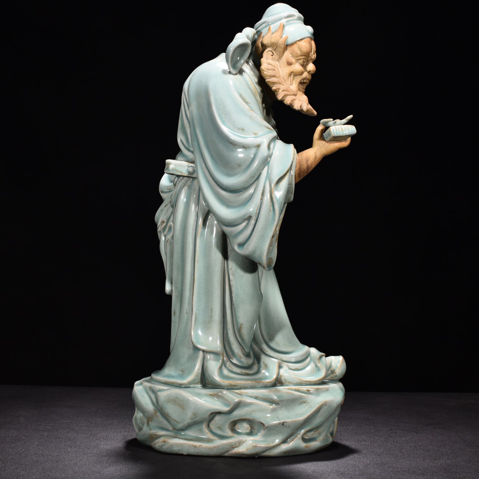 Song Dynasty Ru Kiln azure glaze Statue
