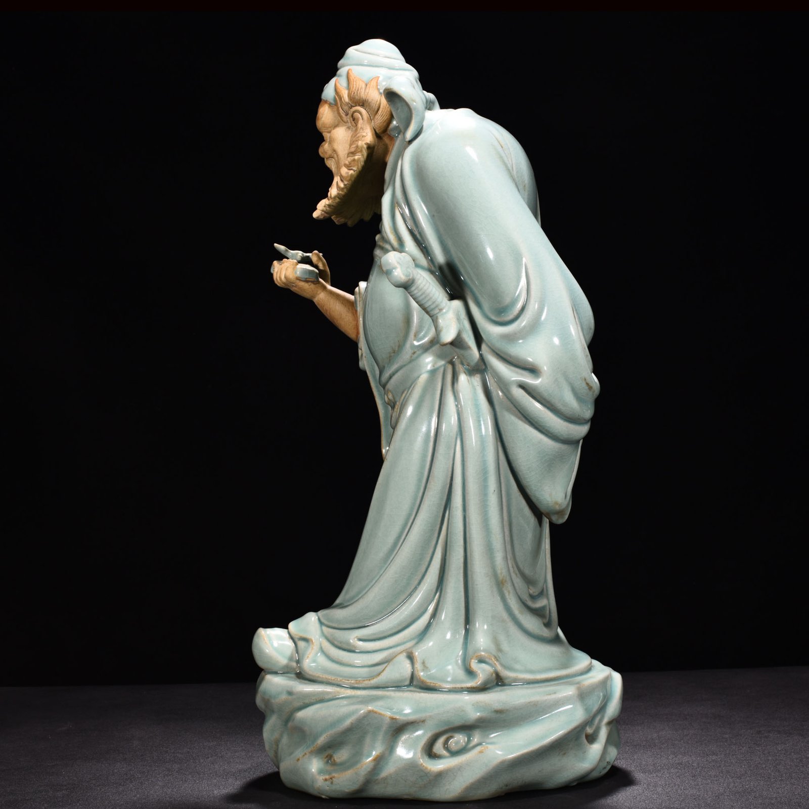 Song Dynasty Ru Kiln azure glaze Statue