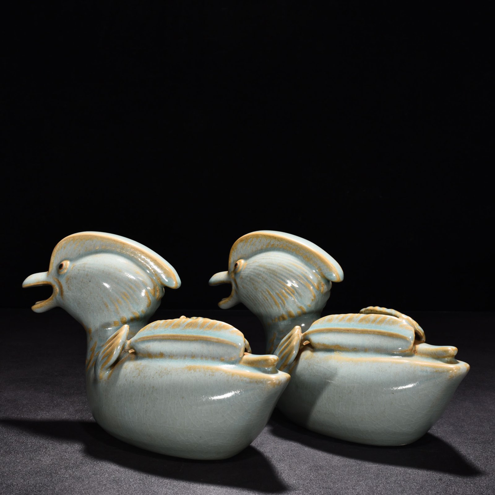 Song Dynasty Ru Kiln azure glaze mandarin duck statue