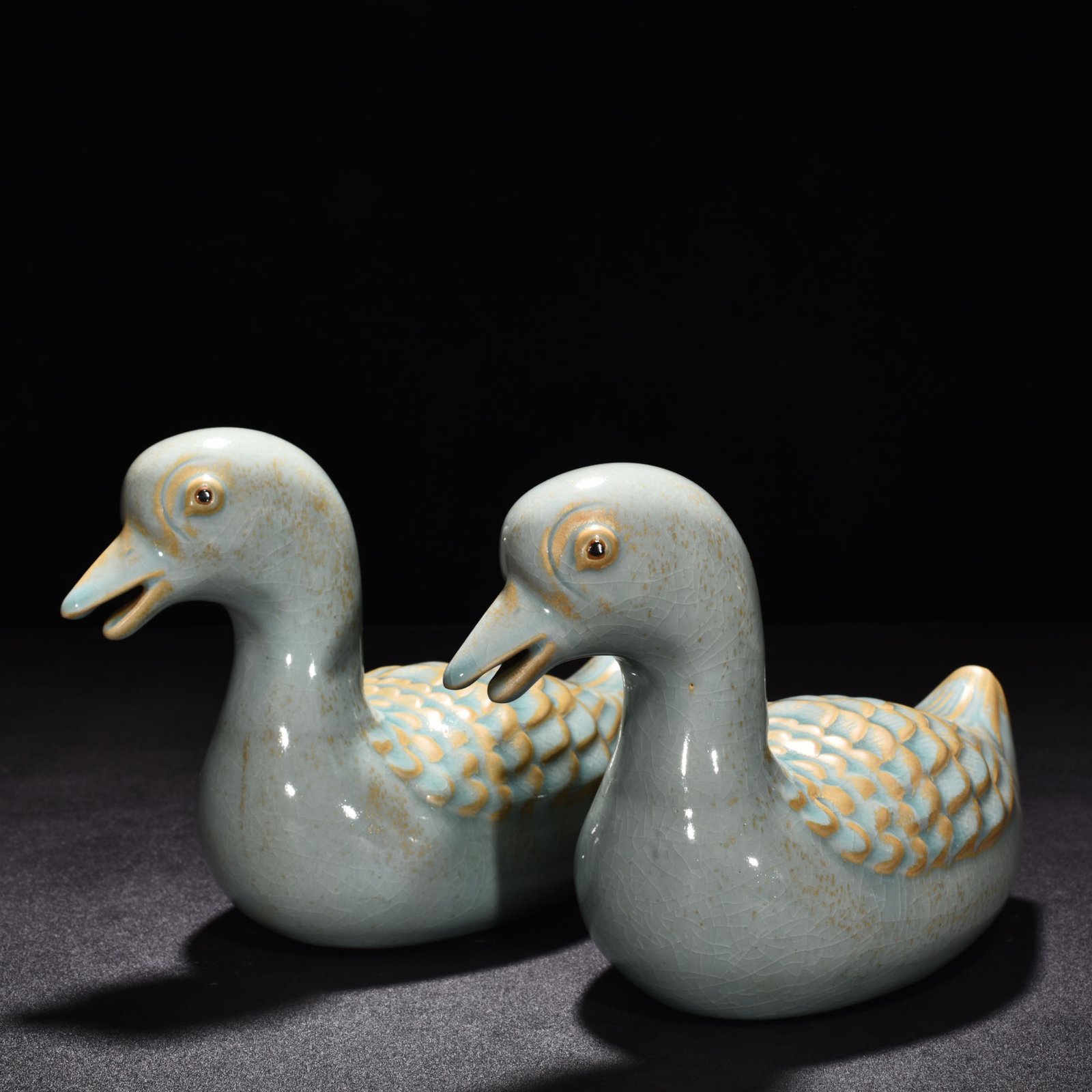Song Dynasty Ru Kiln azure glaze mandarin duck