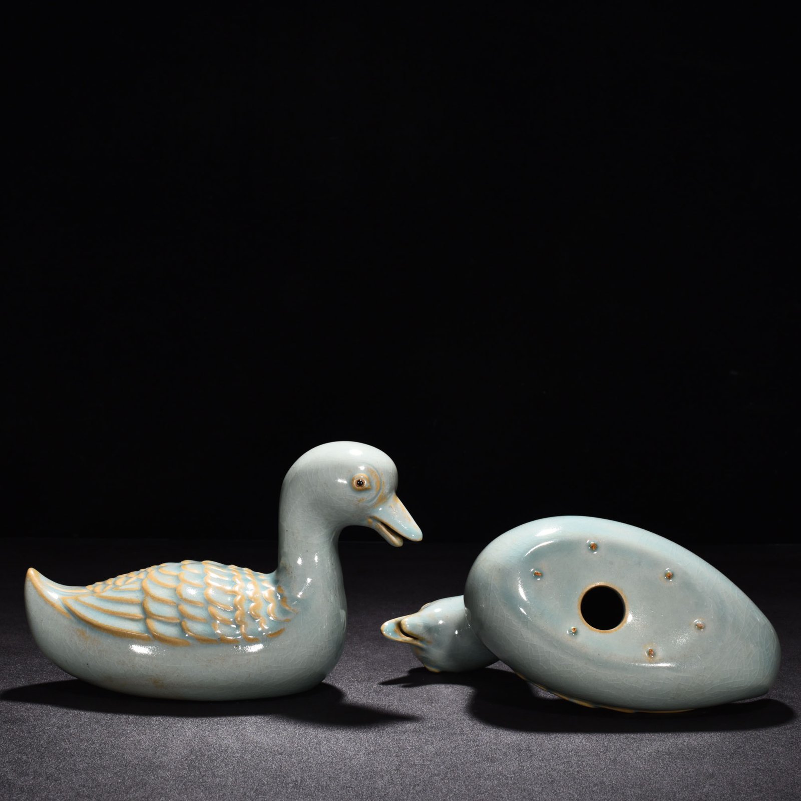 Song Dynasty Ru Kiln azure glaze mandarin duck