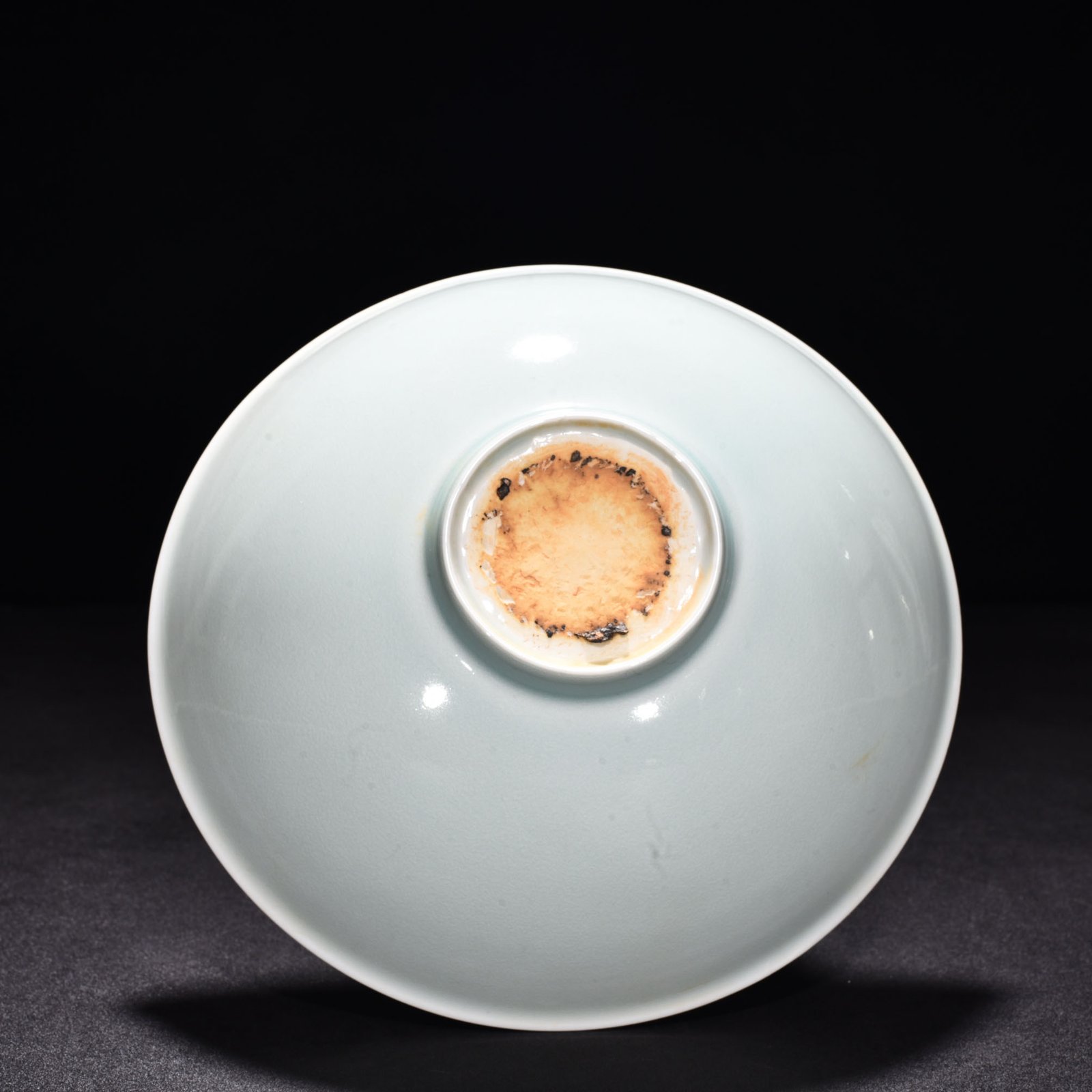 Song Dynasty Hutian kiln shadow blue and white porcelain bamboo hat bowl
