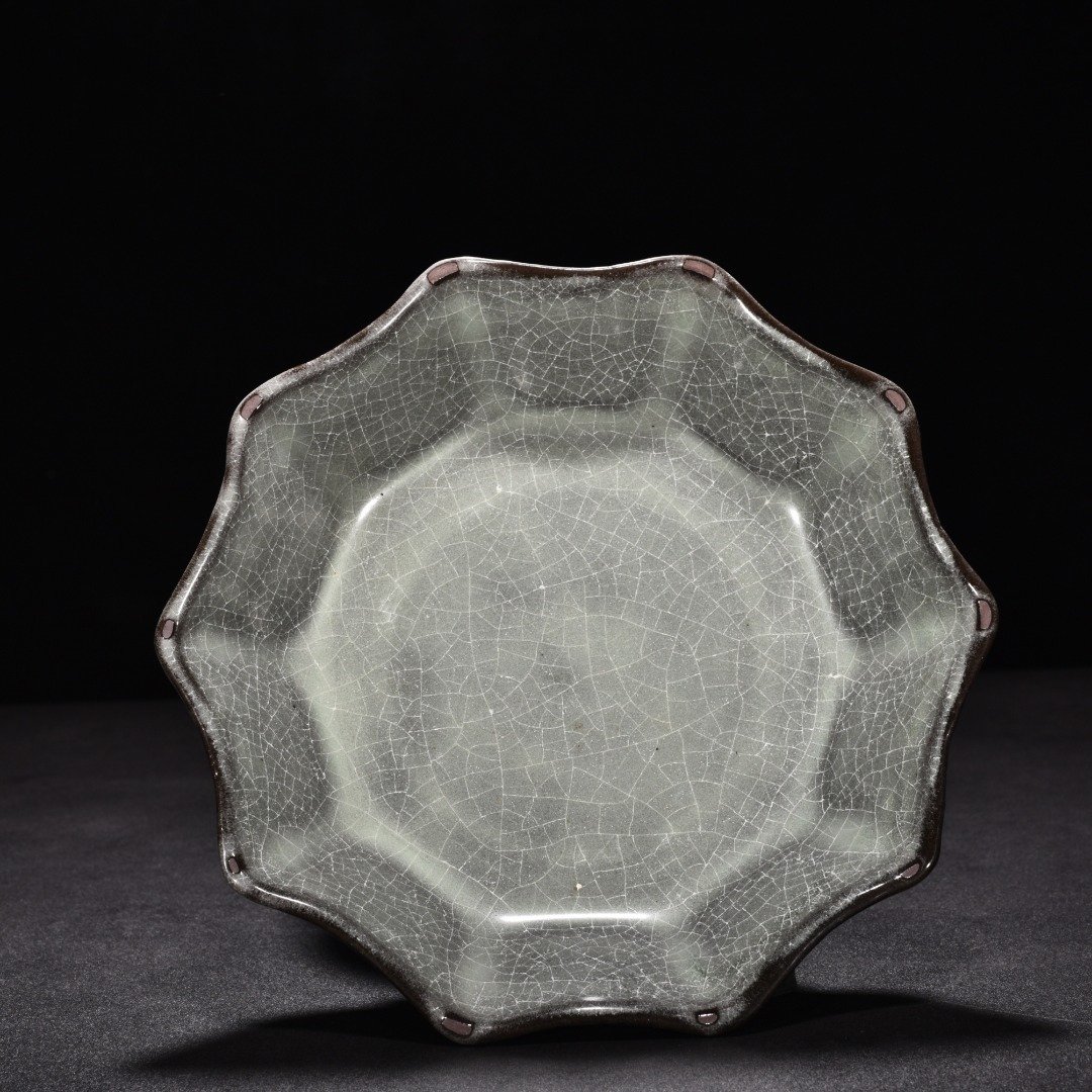 Song Dynasty Xikou official kiln Kuikou washer