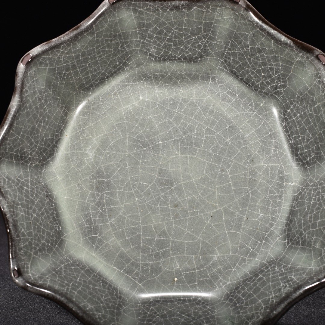 Song Dynasty Xikou official kiln Kuikou washer